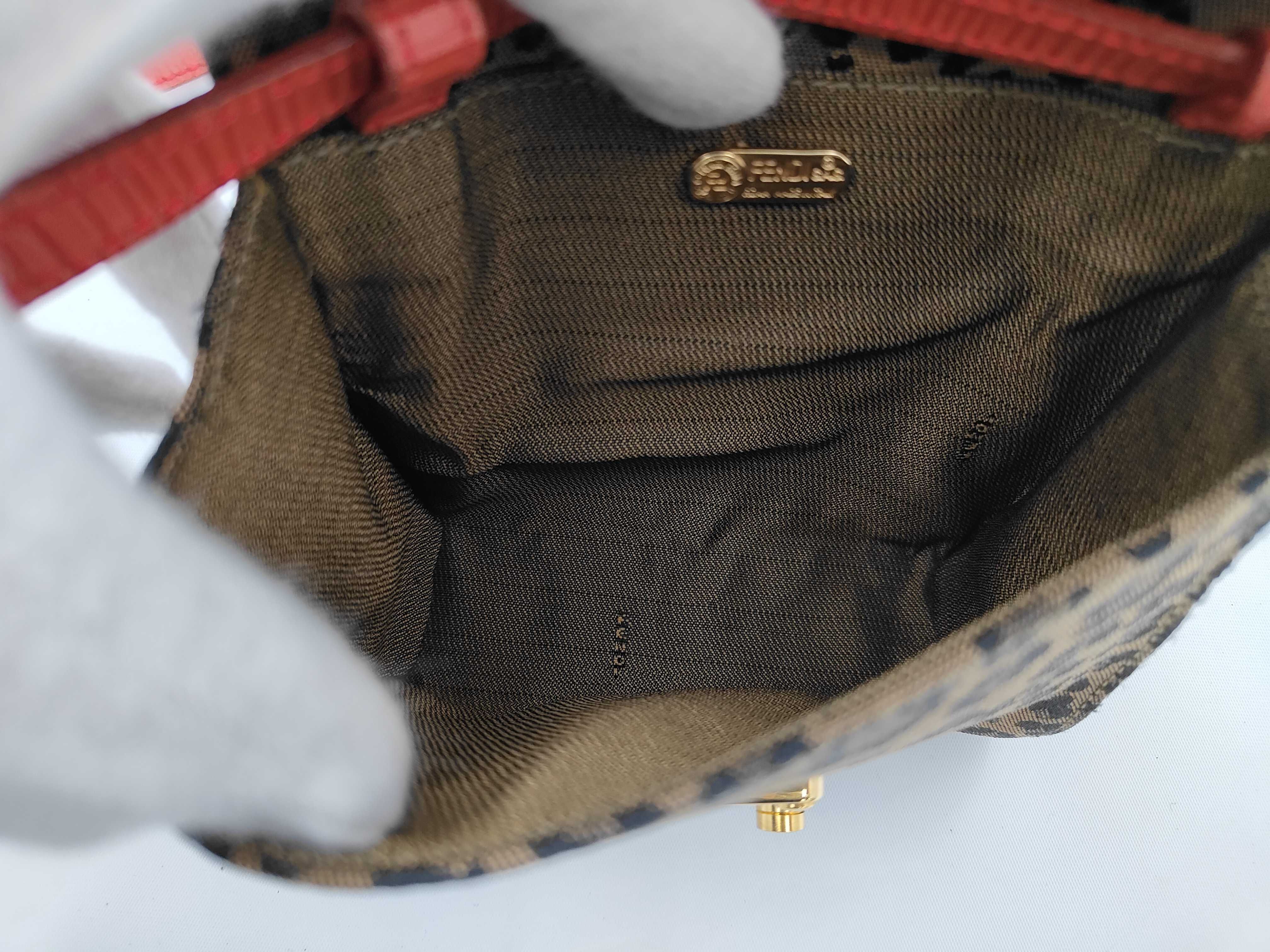 Shoulder Wallet Shoulder Bag — view 6