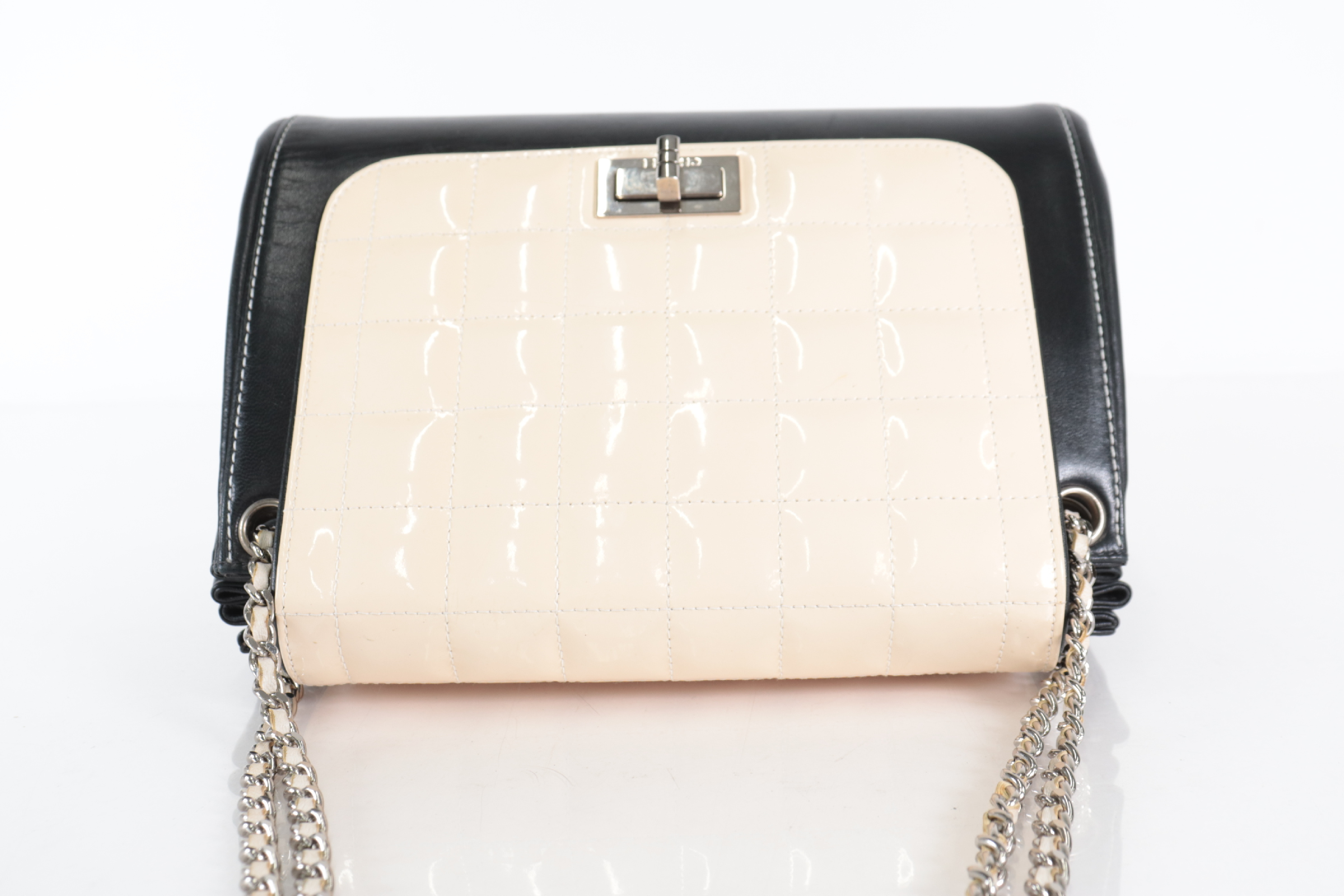 Enamel x Lambskin Silver Hardware Bicolor Chain Shoulder Bag (Serial Number 6) — view 6