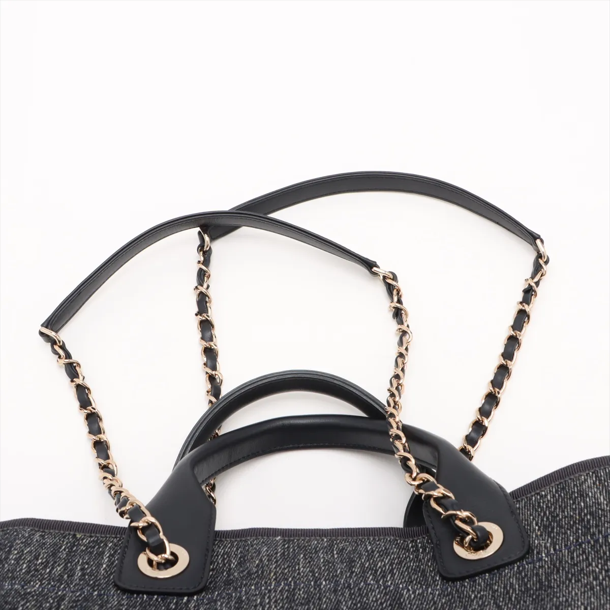 Deauville MM Mixed Fiber Chain Tote Bag Blue Gold Hardware H8CUCECG Random Plate — view 8