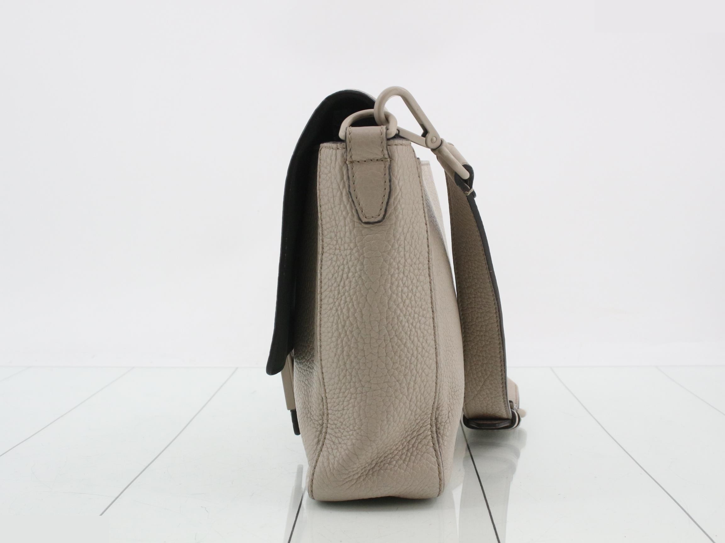 Bucket Messenger, Medium, 7VA537 — view 3