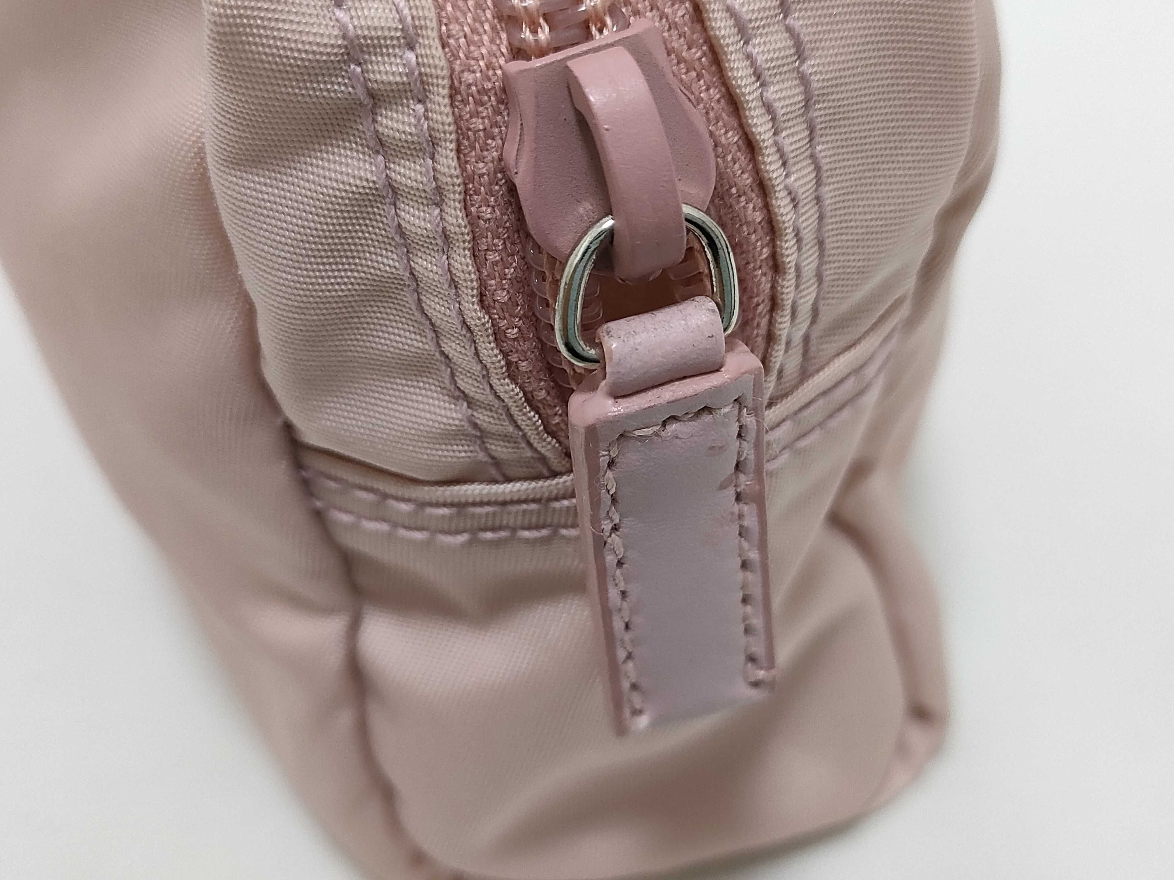 nylon pouch with triangular logo. — view 11