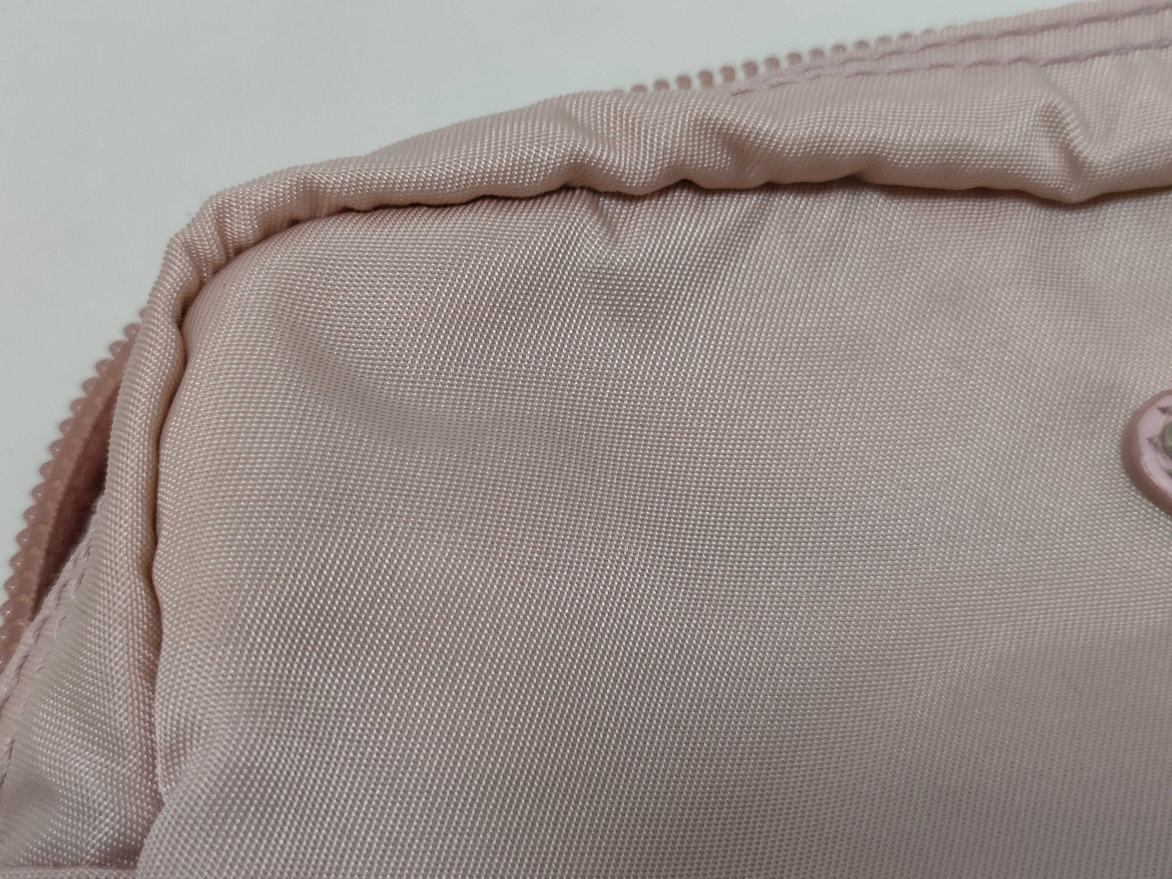 nylon pouch with triangular logo. — view 14