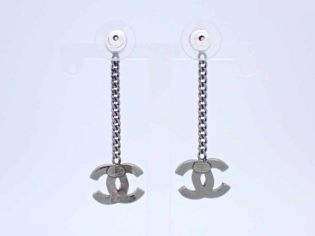 Earrings with Coco Mark logo — view 2