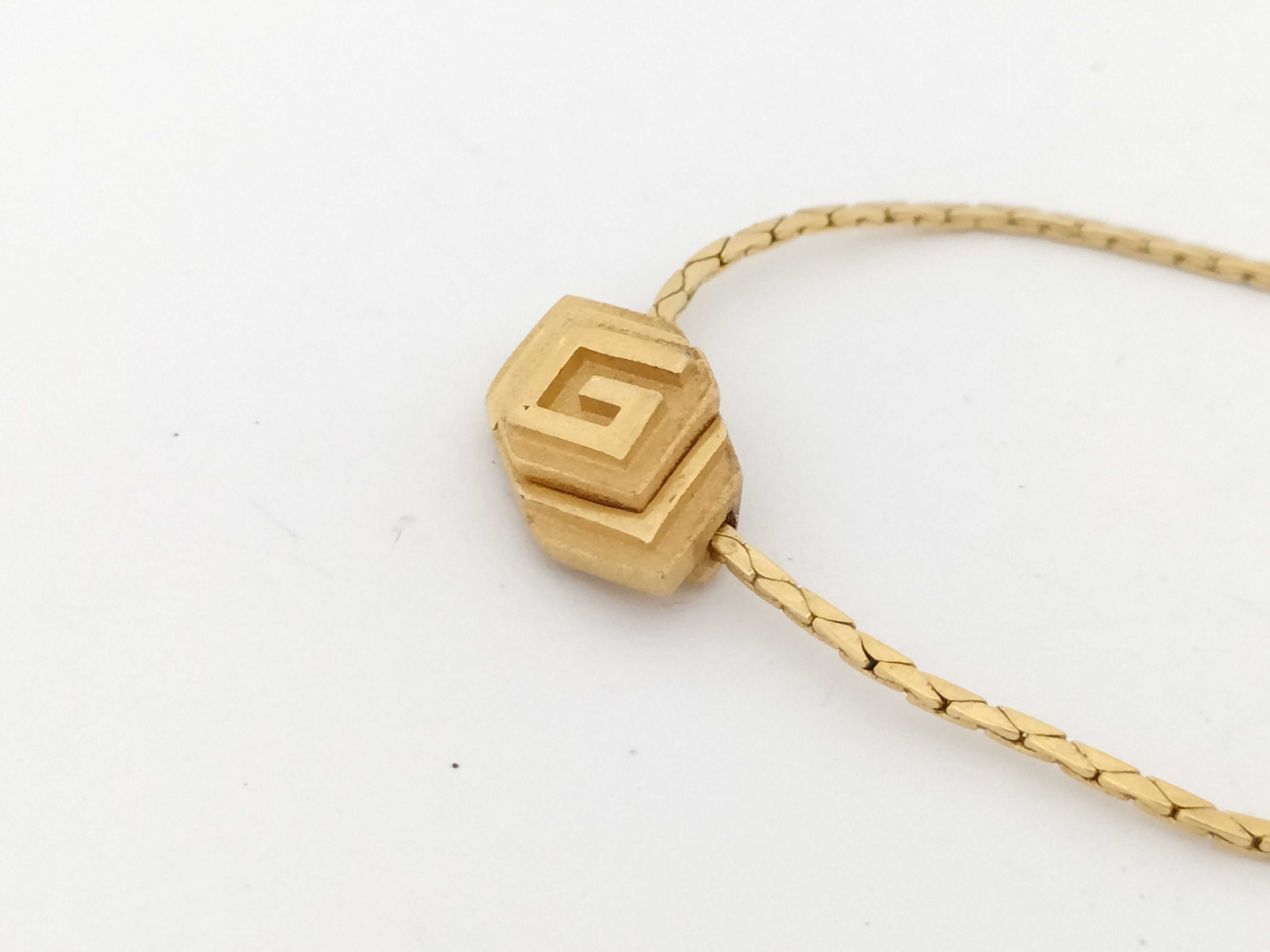 Necklace — view 3