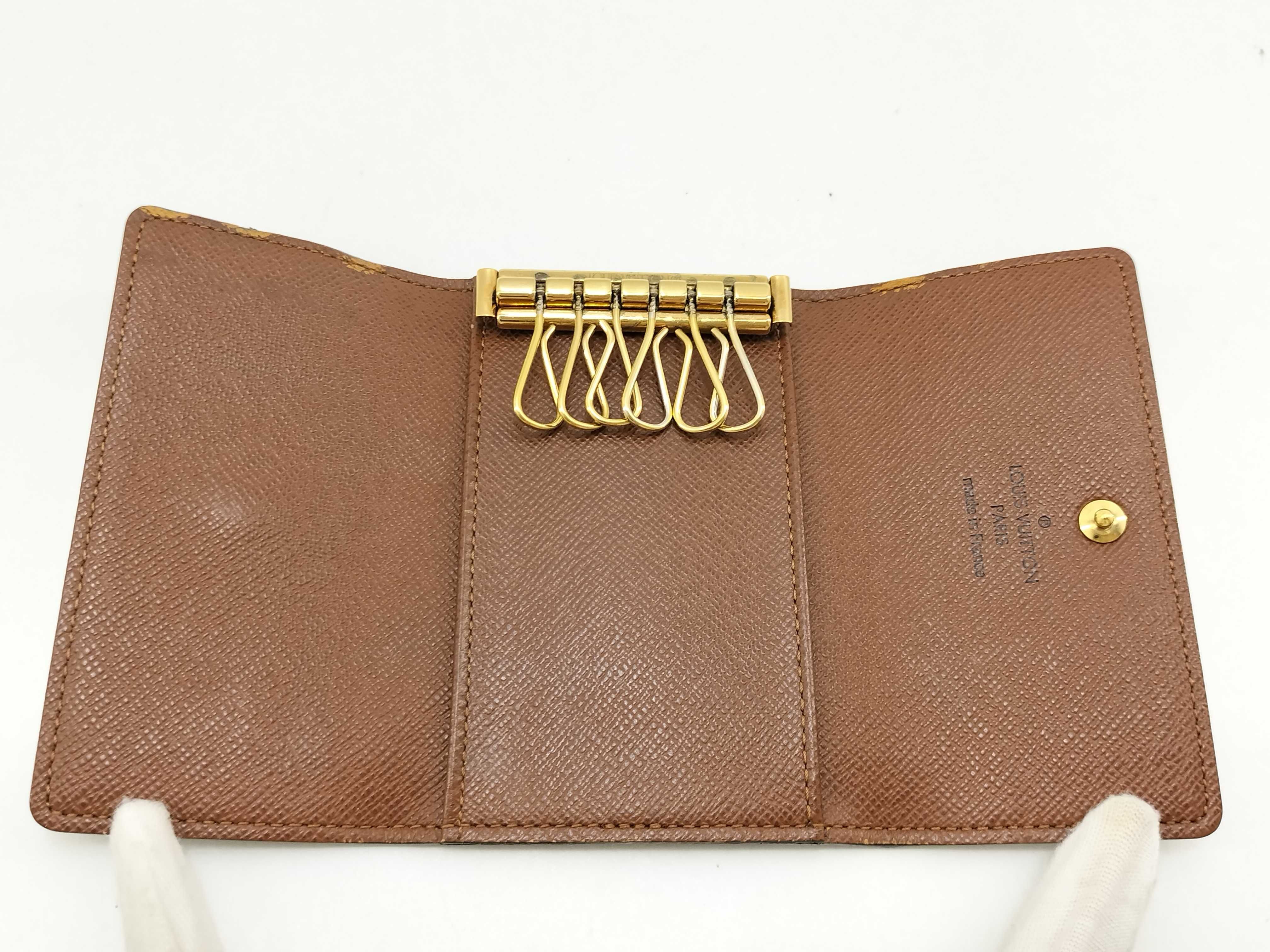 Monogram M62630 Multicles 6 Key Case — view 9
