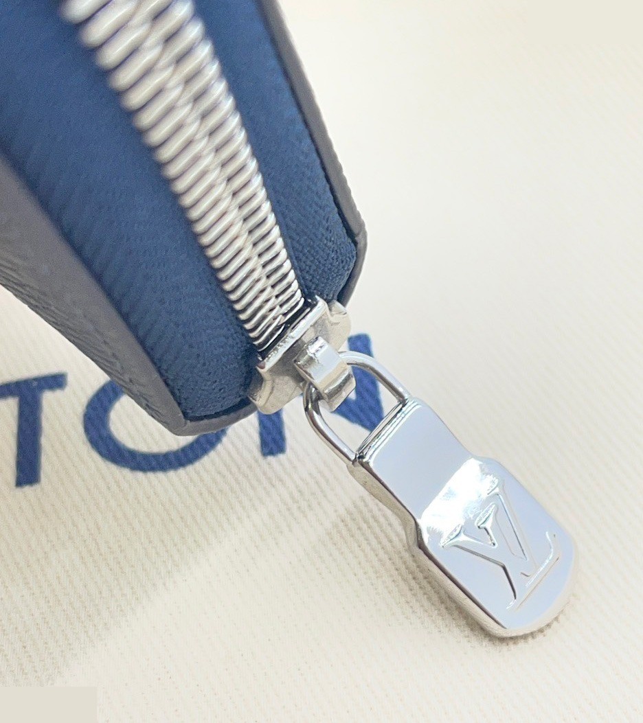 Zippy Wallet Vertical — view 4