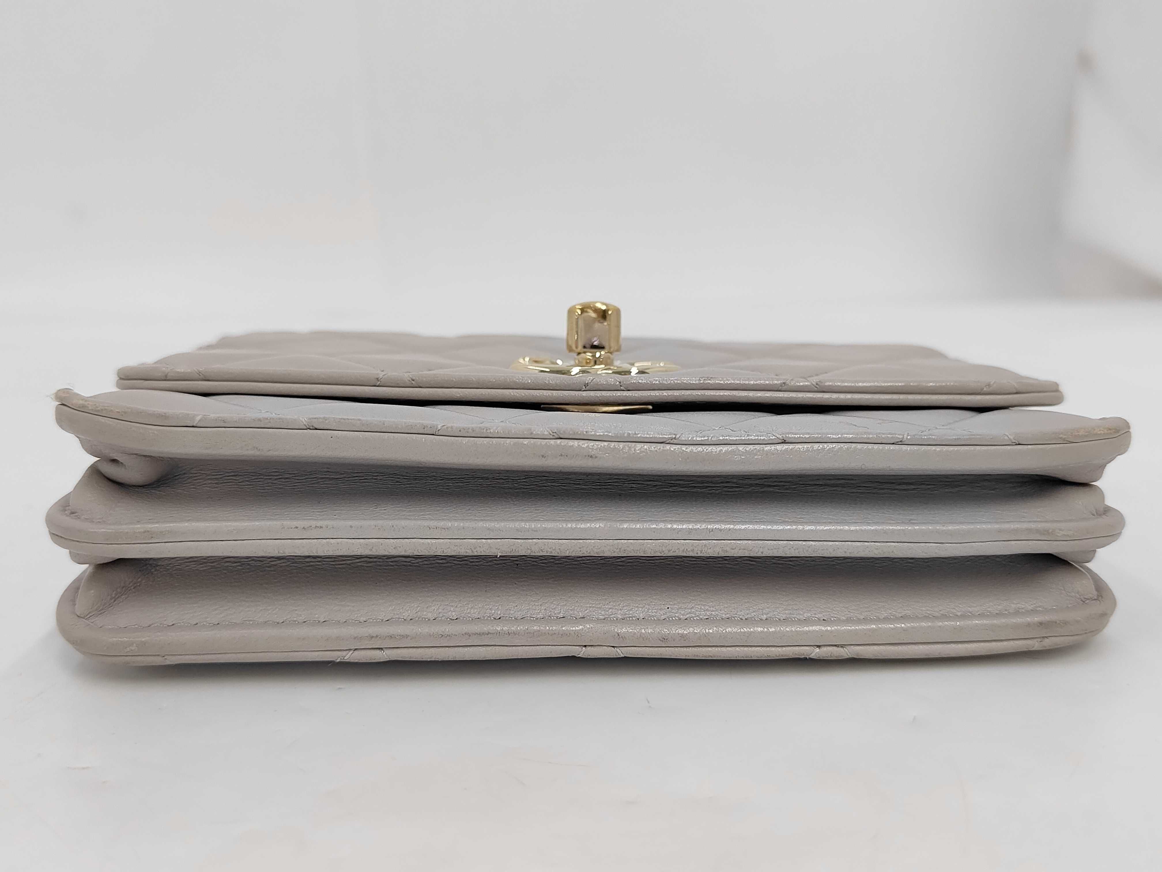 Trendy CC Random Number Grey Chain Shoulder Bag, Matelassé, with some protective film still attached. — view 3