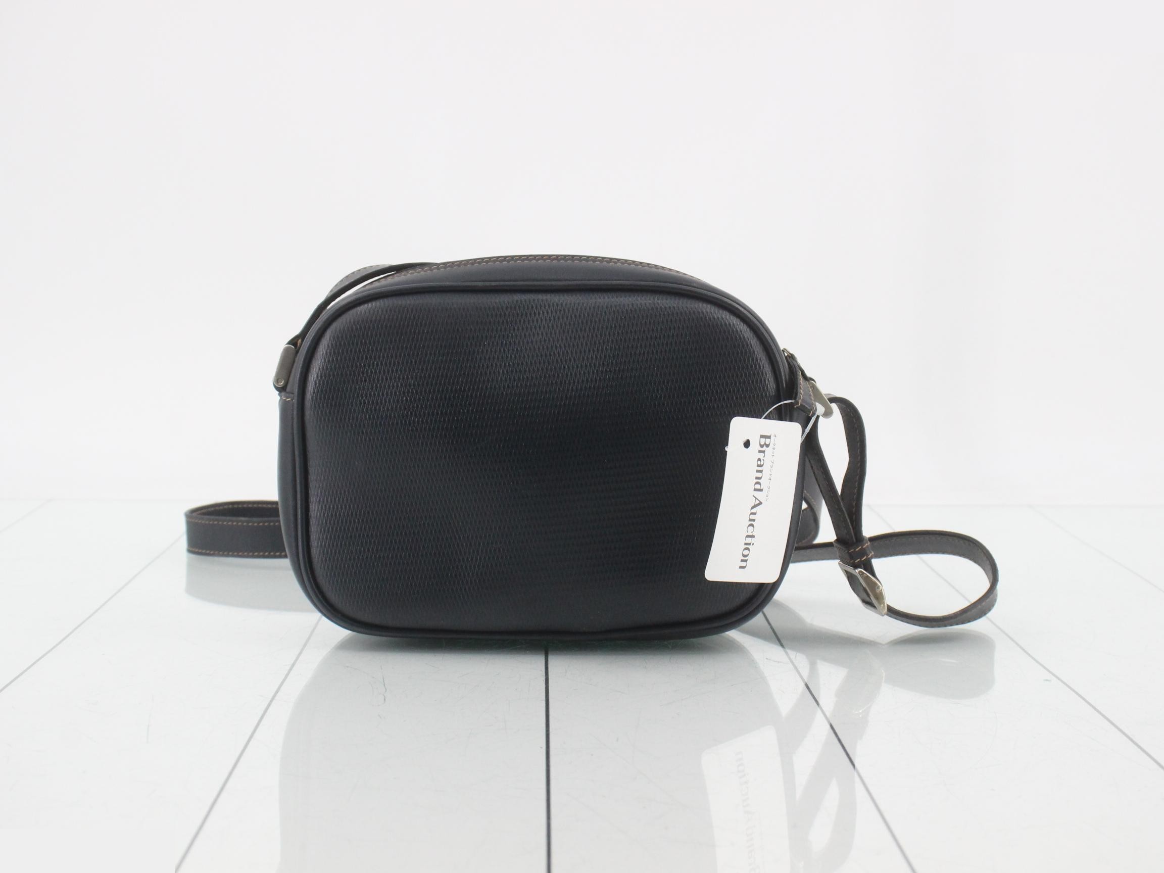 Old Gucci logo shoulder bag — view 2