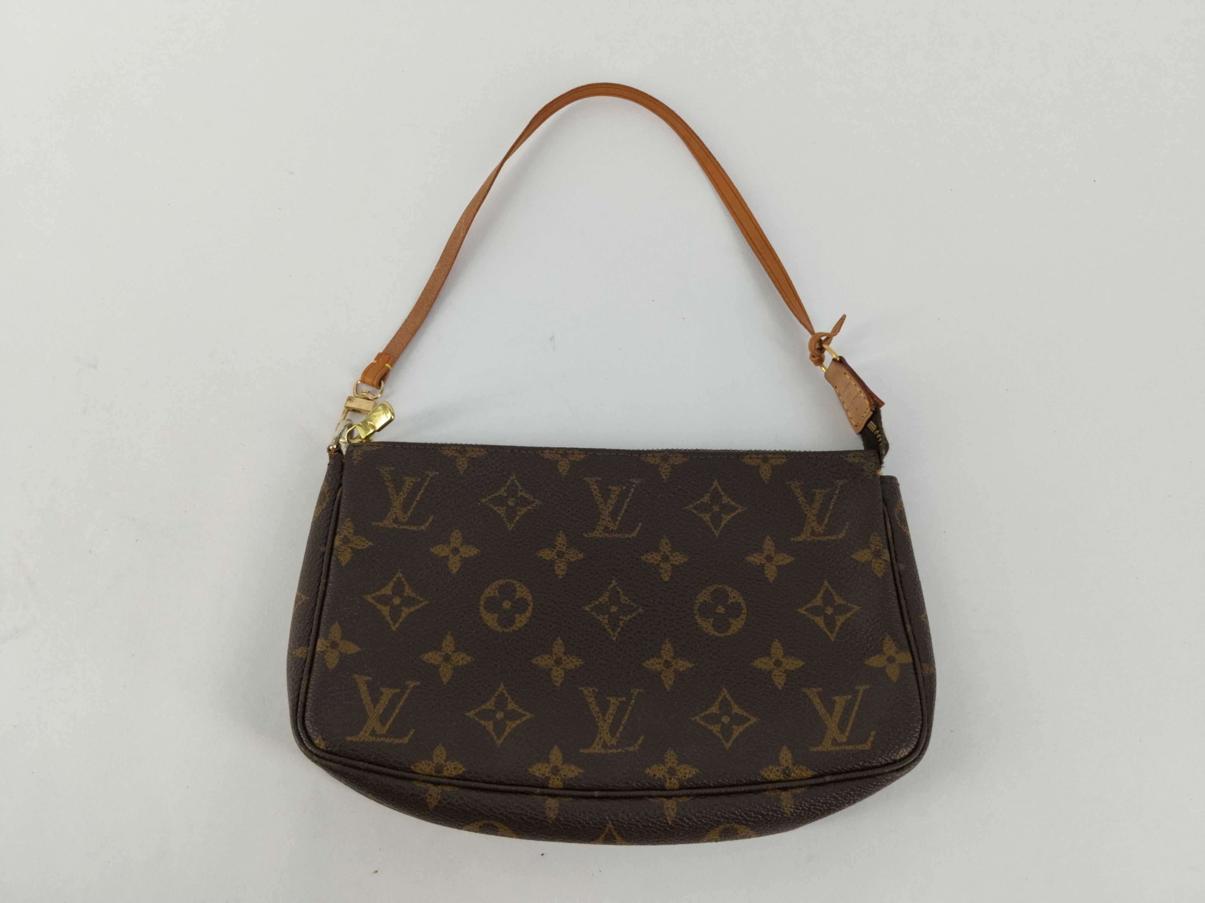 Monogram Vuitton M51980 Pochette Accessoires Pouch Monogram Canvas Brown Pouch