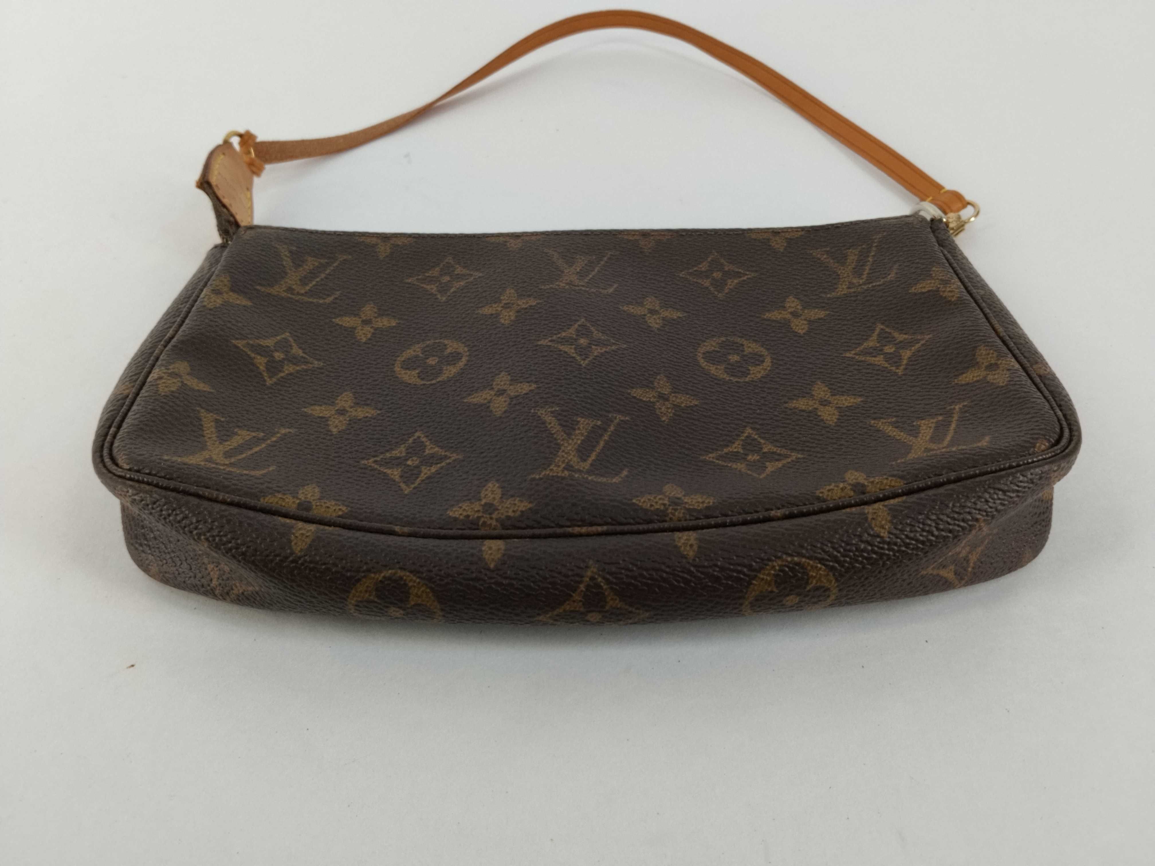 Monogram Vuitton M51980 Pochette Accessoires Pouch Monogram Canvas Brown Pouch — view 8