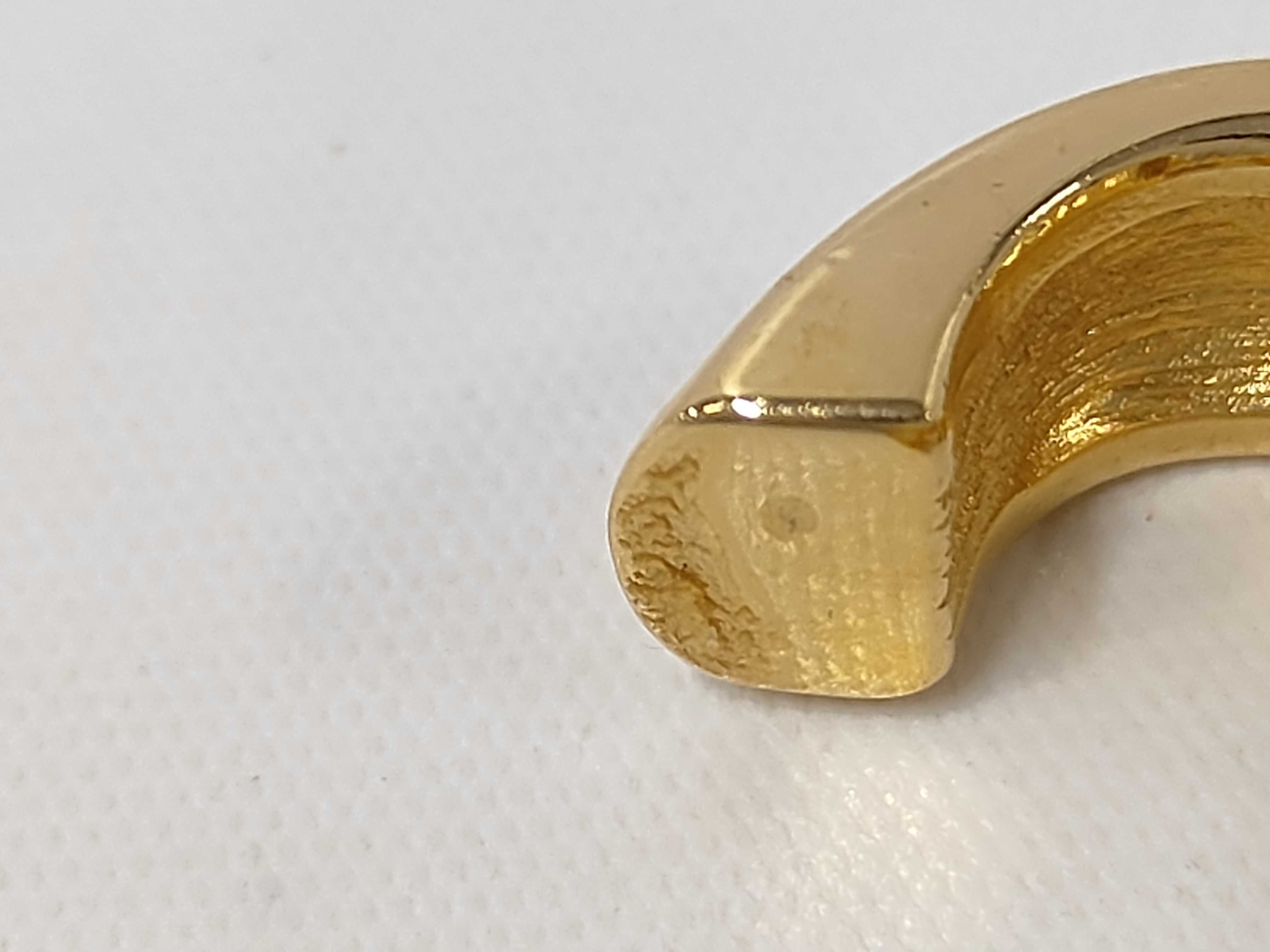 Half Hoop Mesh Gold (YG) Earrings — view 6