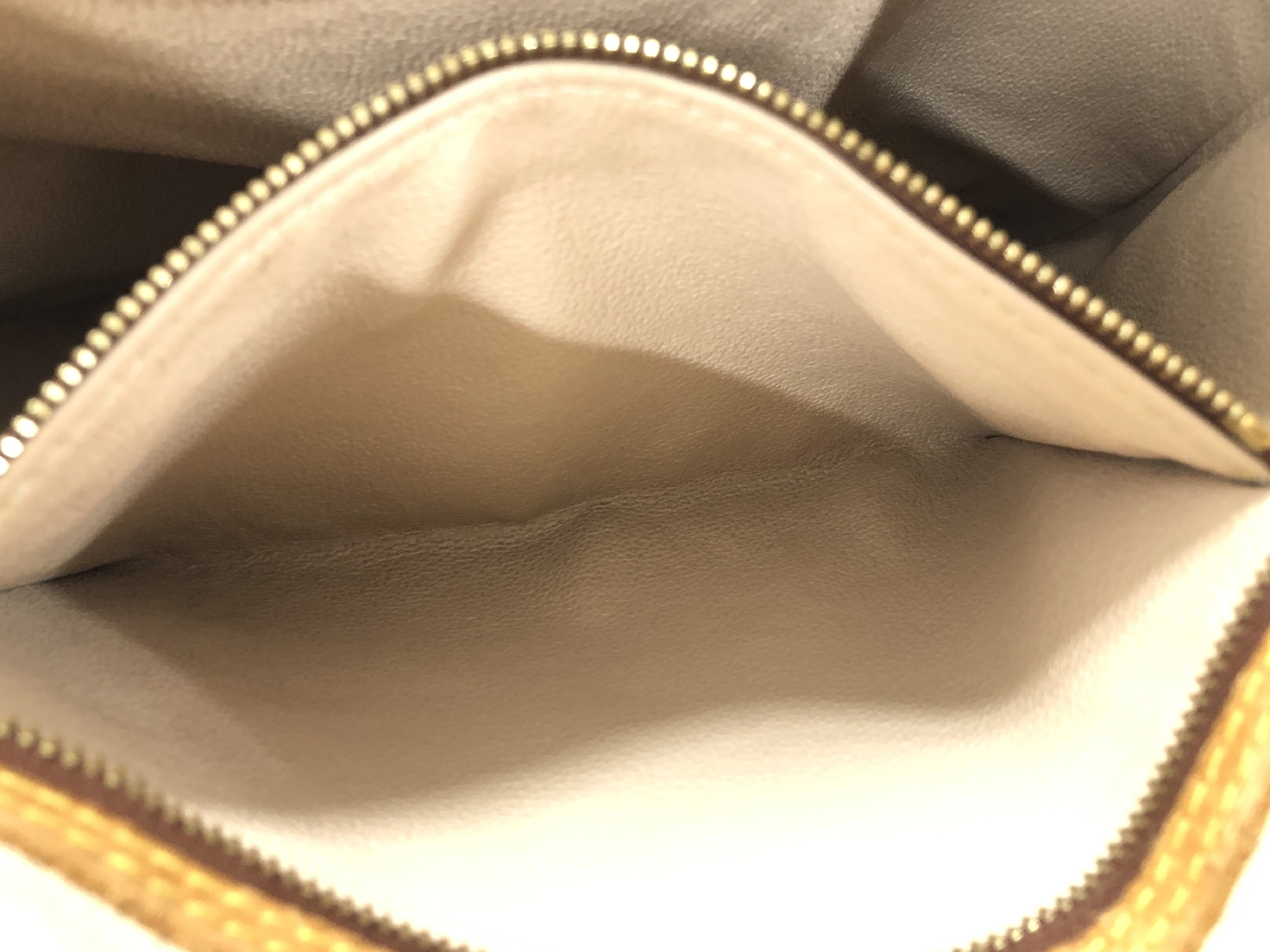 Monogram Bucket GM M42236 FL0065 PVC Brown Tote Bag — view 8