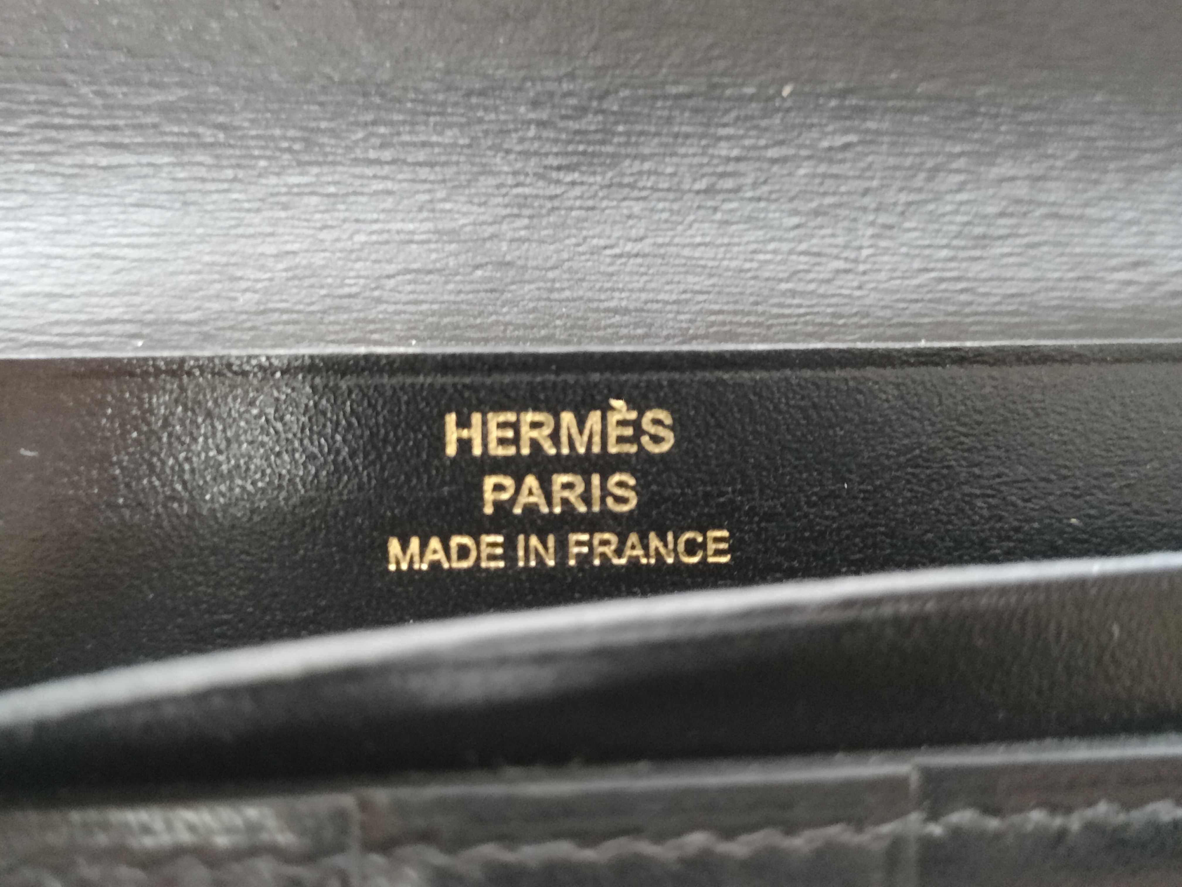 Bearn Soufflé Box Calf Black Wallet — view 9