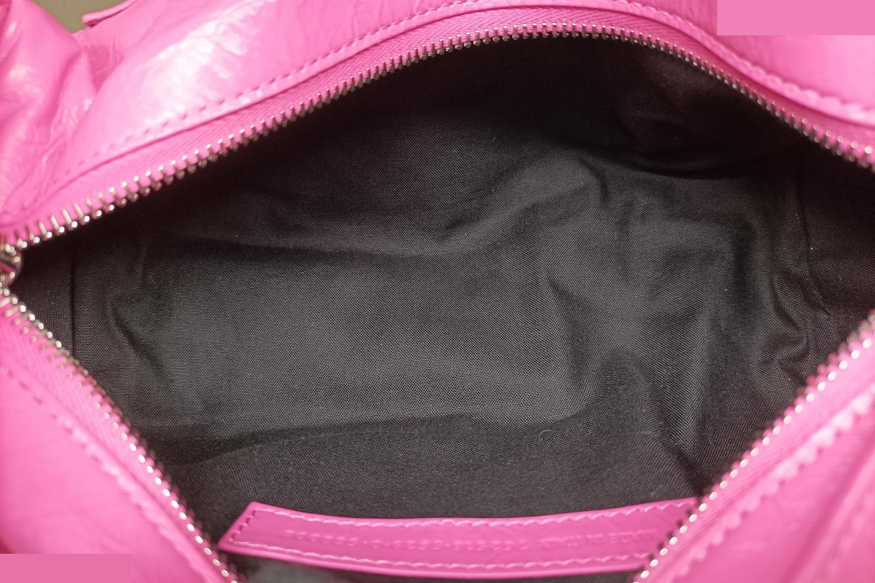Super Busy XS Sling Bag, Leather, Pink — view 6