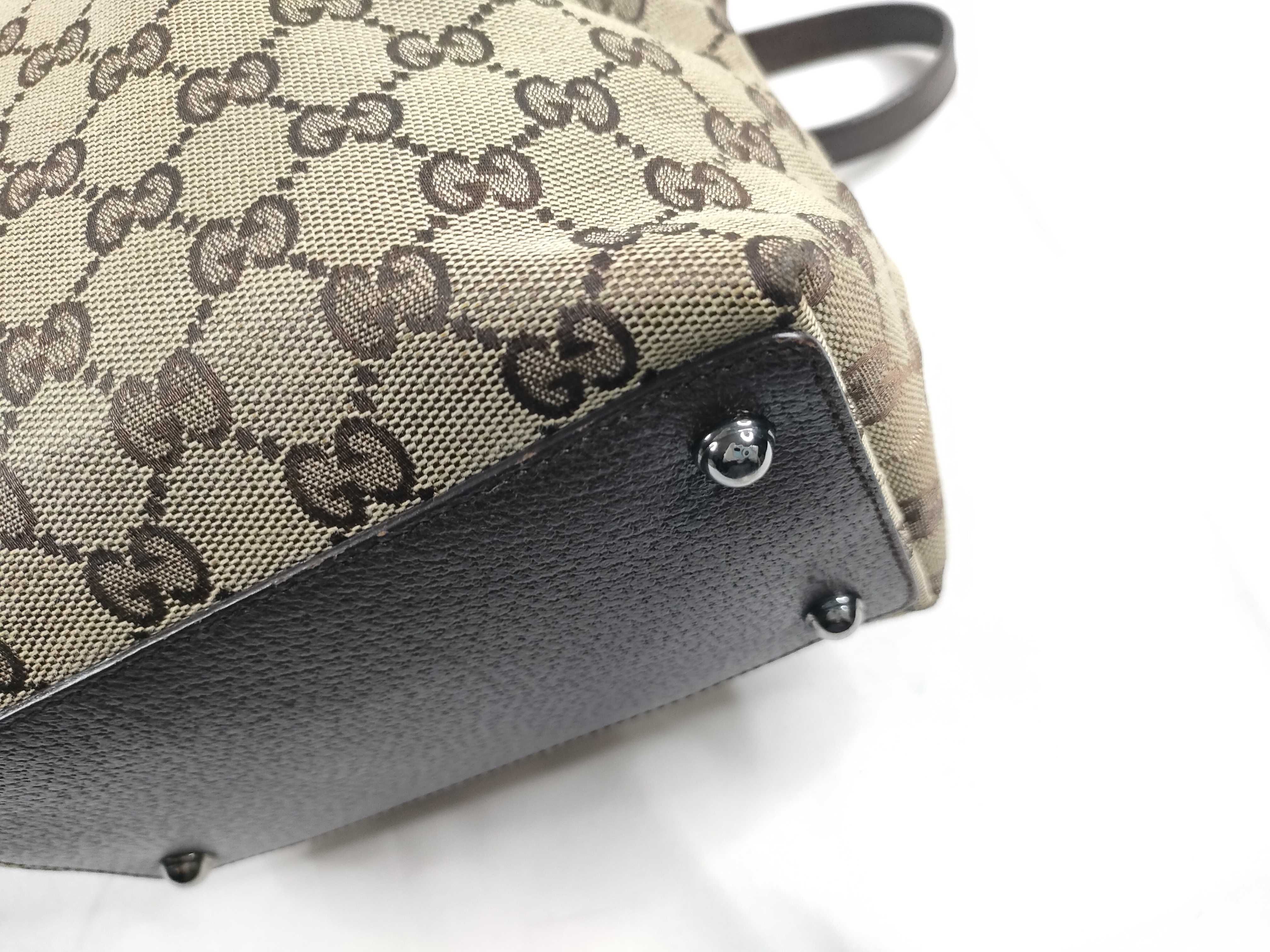 GG Canvas Tote Bag 257068 Tote Bag — view 5
