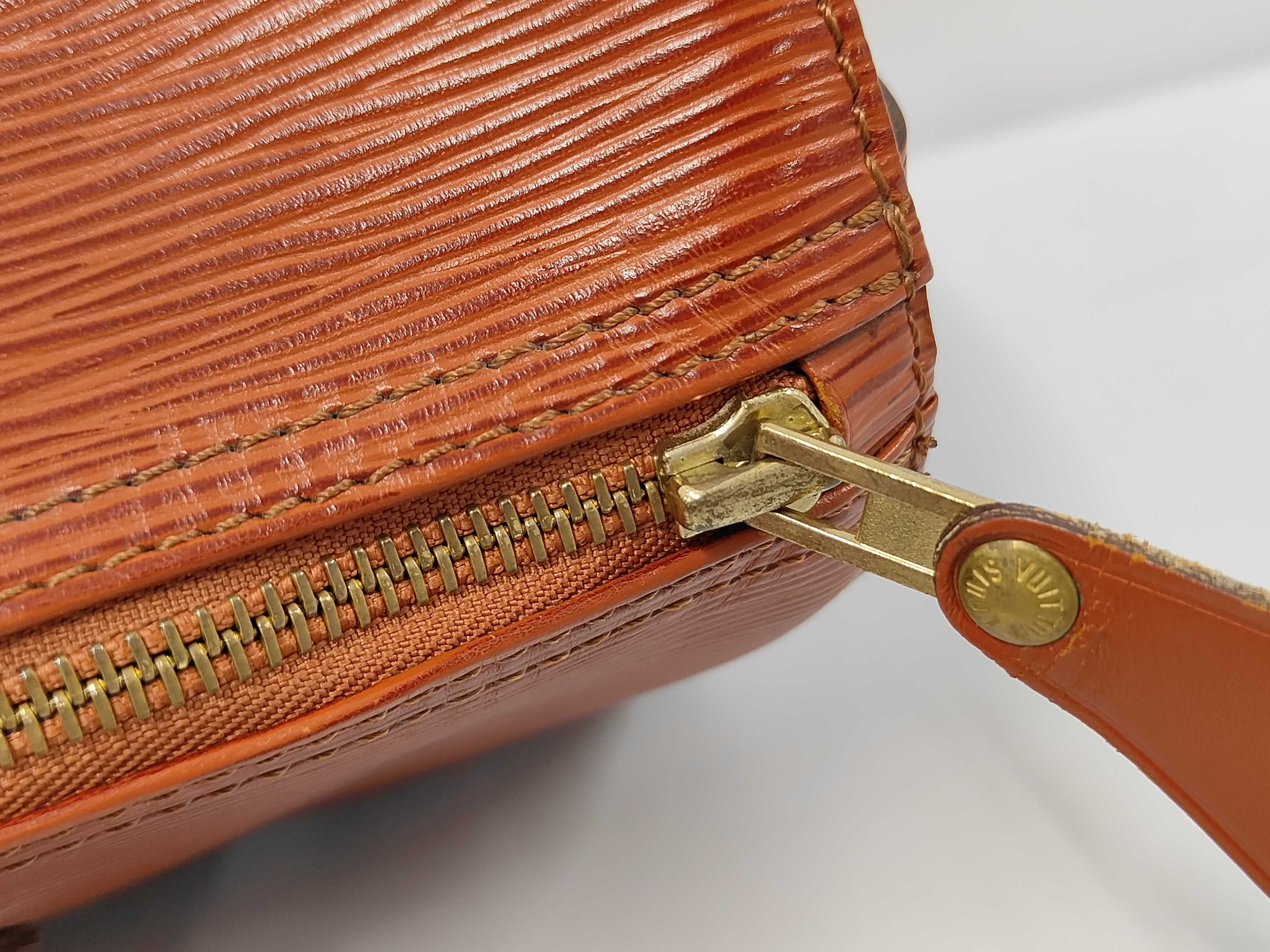 Epi Speedy 30 Handbag Boston Bag Leather Kenya Brown Boston Bag — view 8