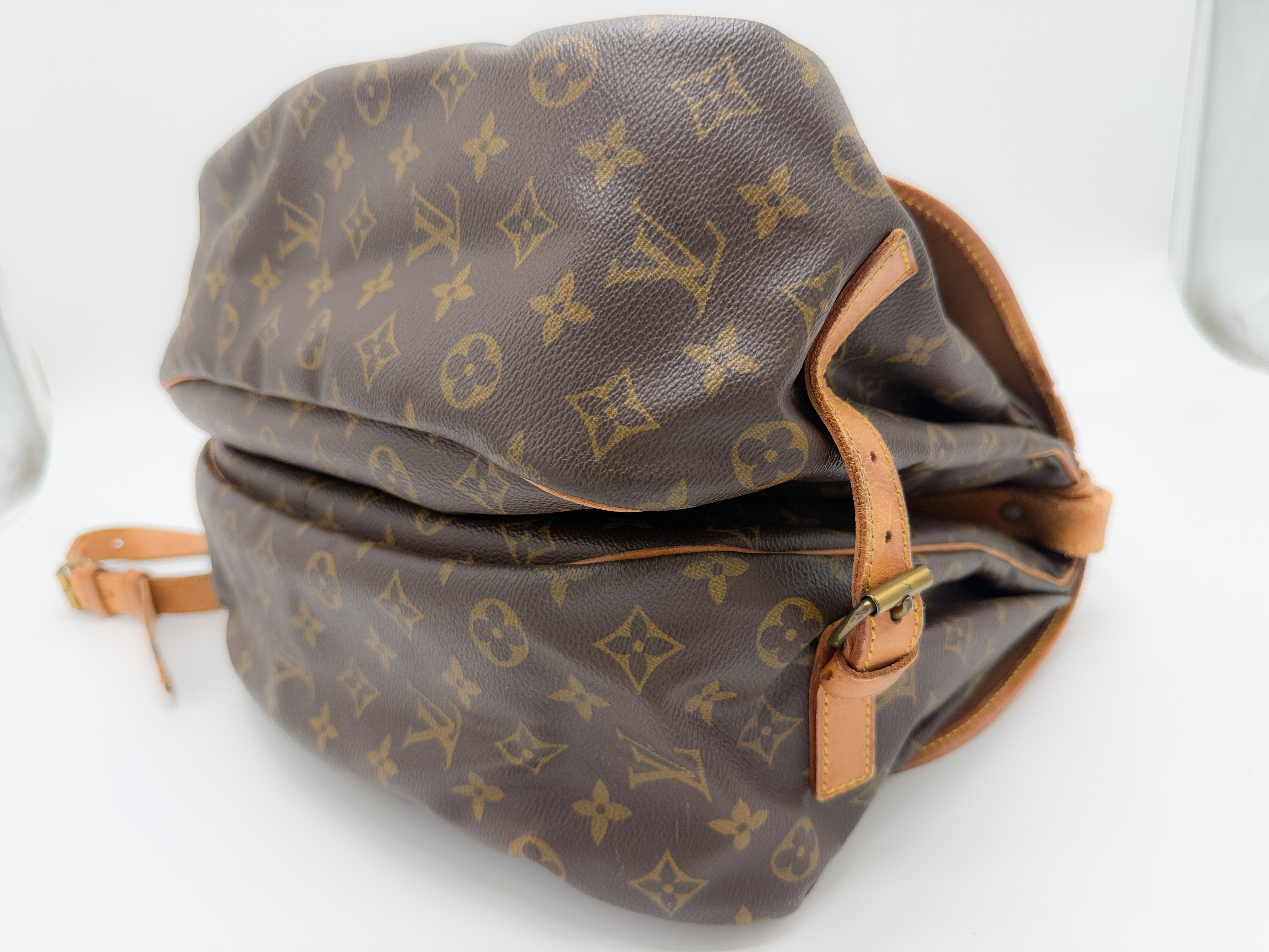 Monogram M42254 Saumur 35 AR1901 Shoulder Bag — view 9