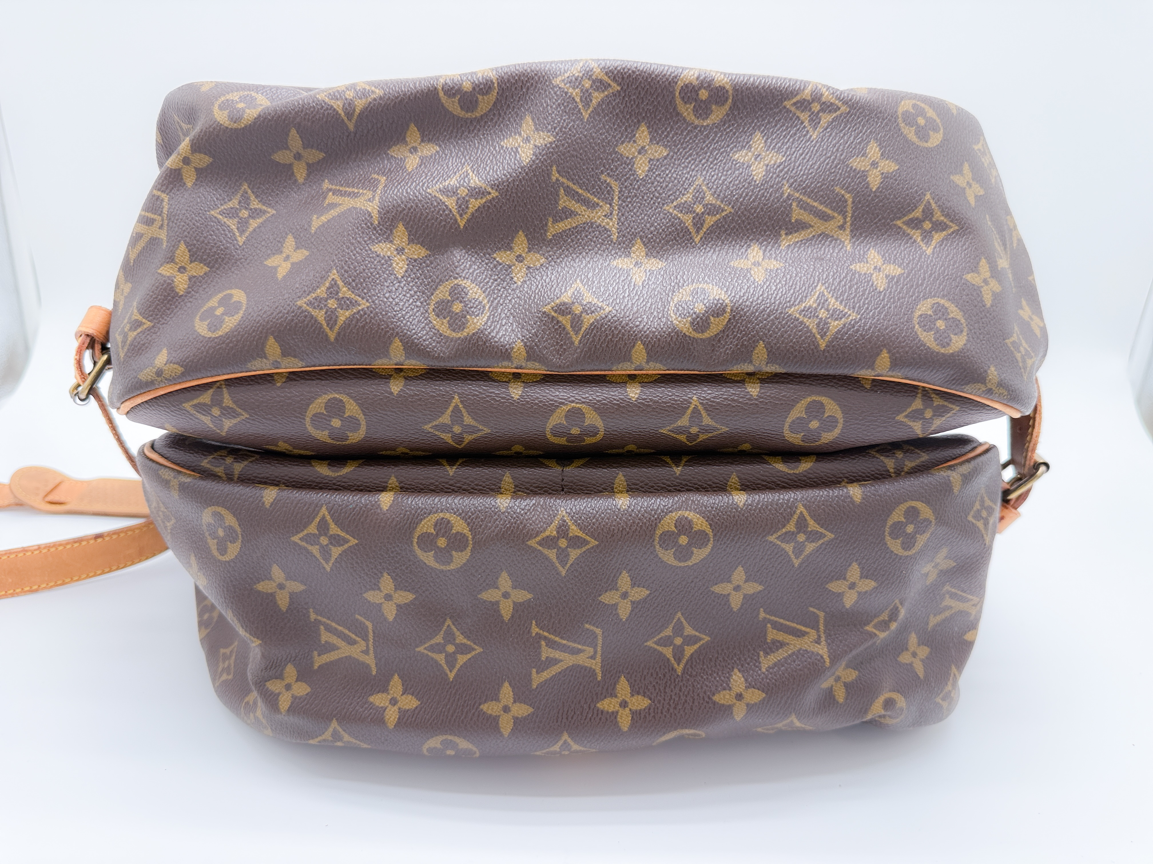 Monogram M42254 Saumur 35 AR1901 Shoulder Bag — view 10