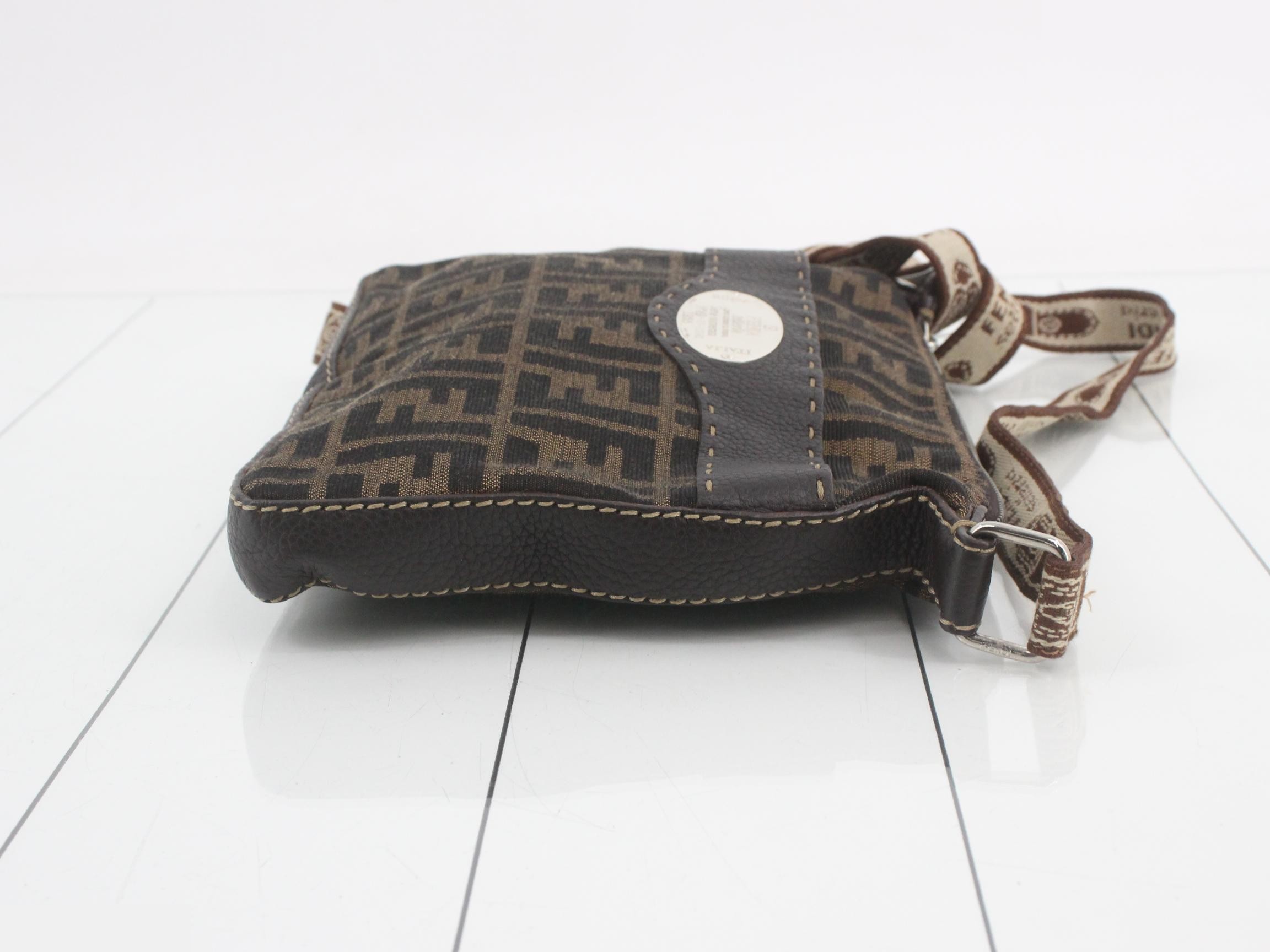 Zucca (bag) - Shoulder bag — view 3