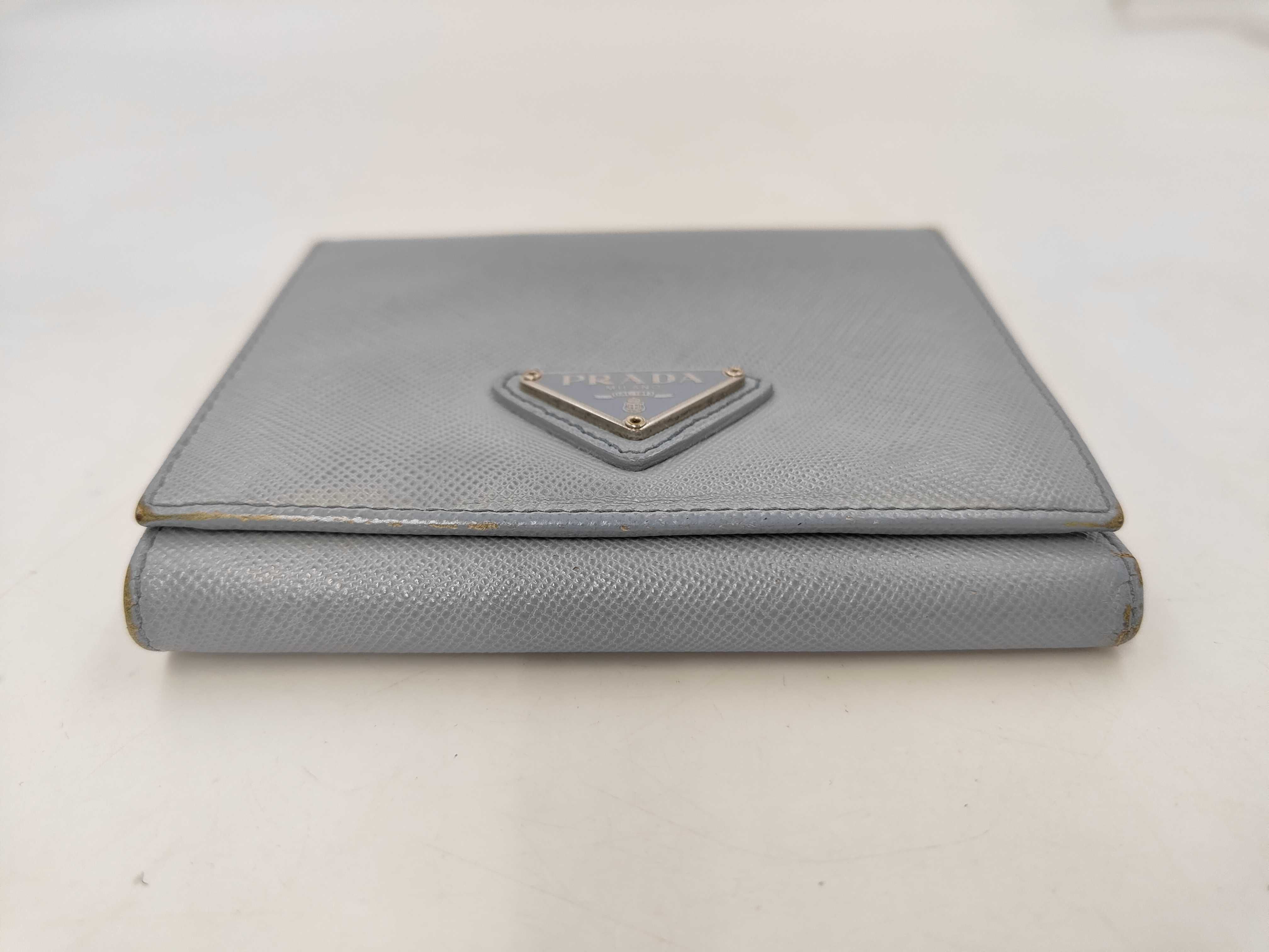 wallet — view 3