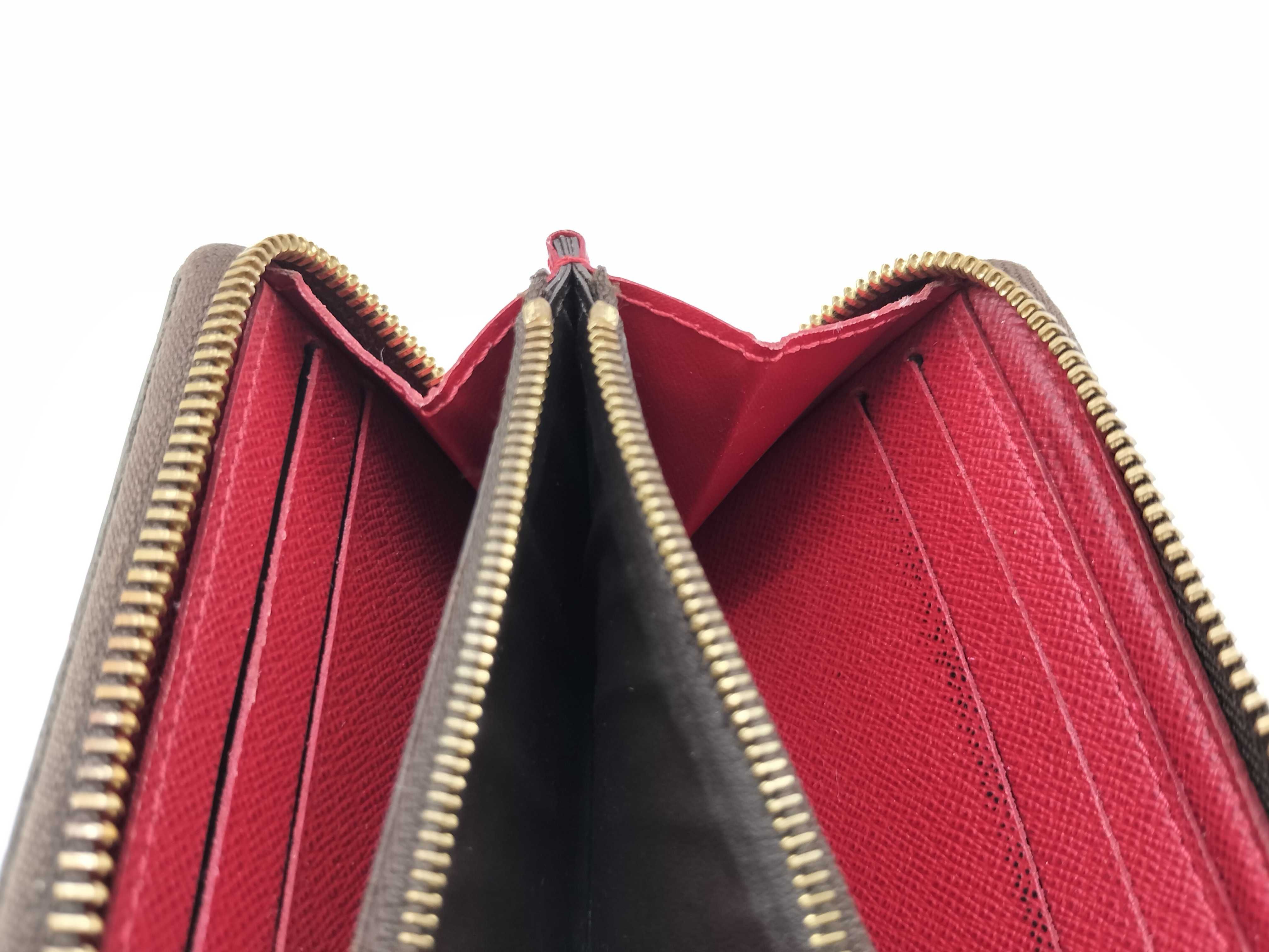 Damier Zippy Wallet — view 13