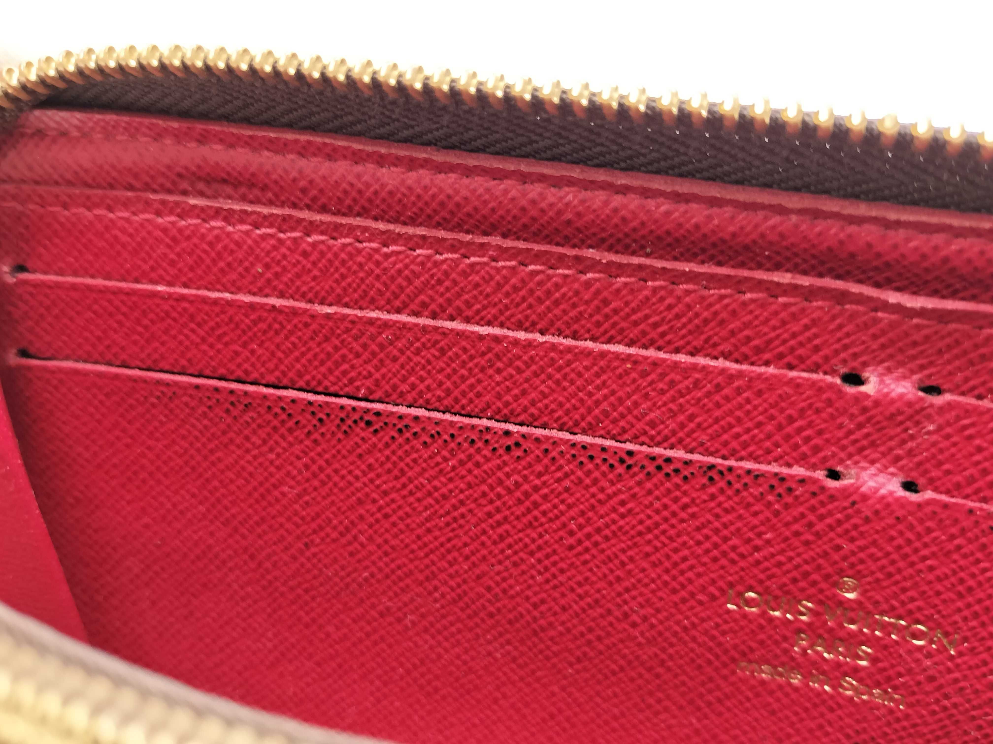 Damier Zippy Wallet — view 15