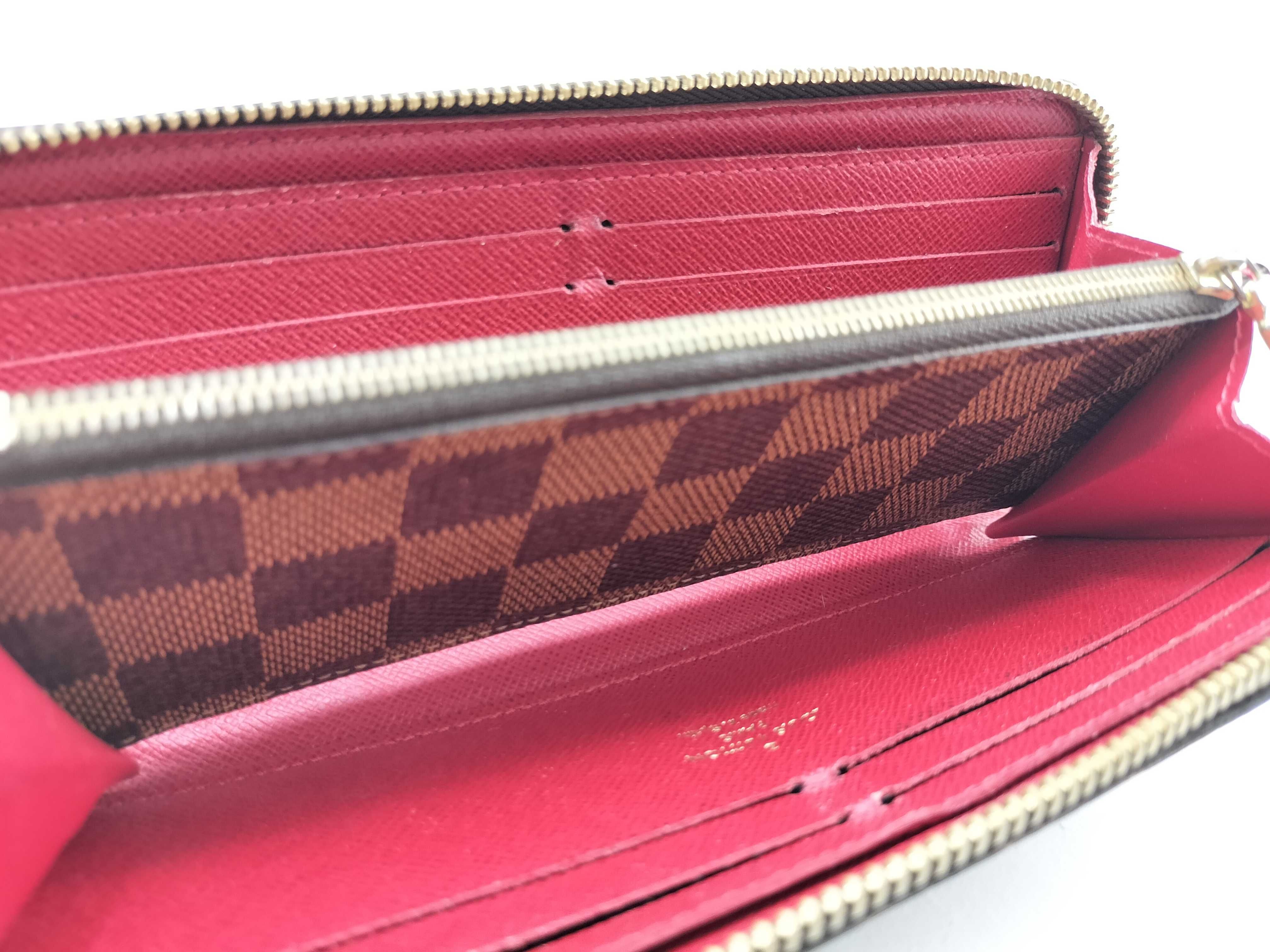 Damier Zippy Wallet — view 9