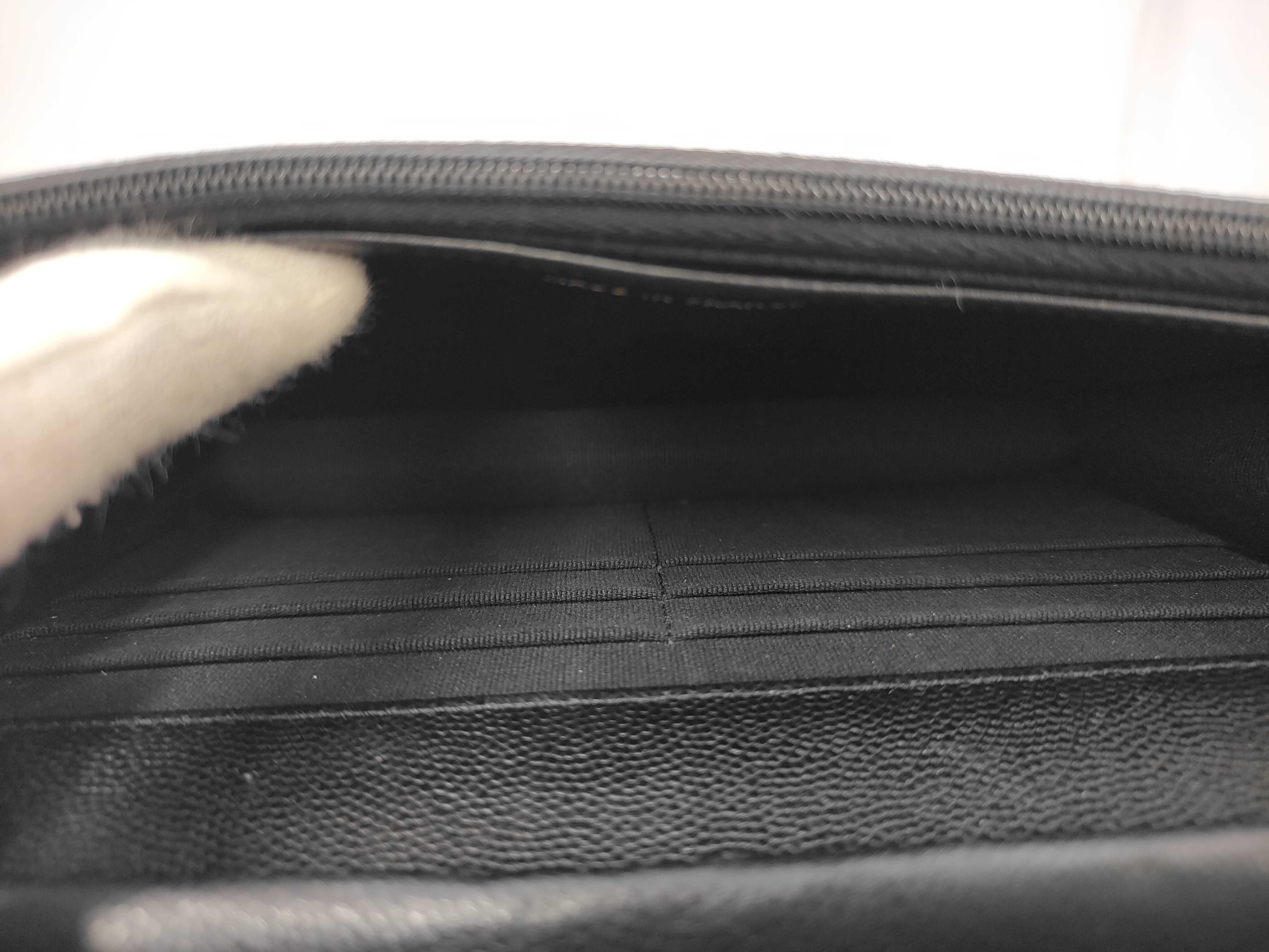Matelassé Caviar Skin Chain Wallet Shoulder Bag — view 8