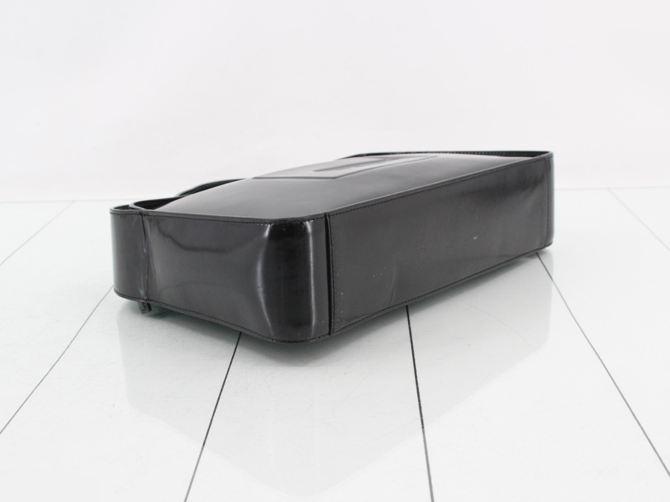 handbag — view 5