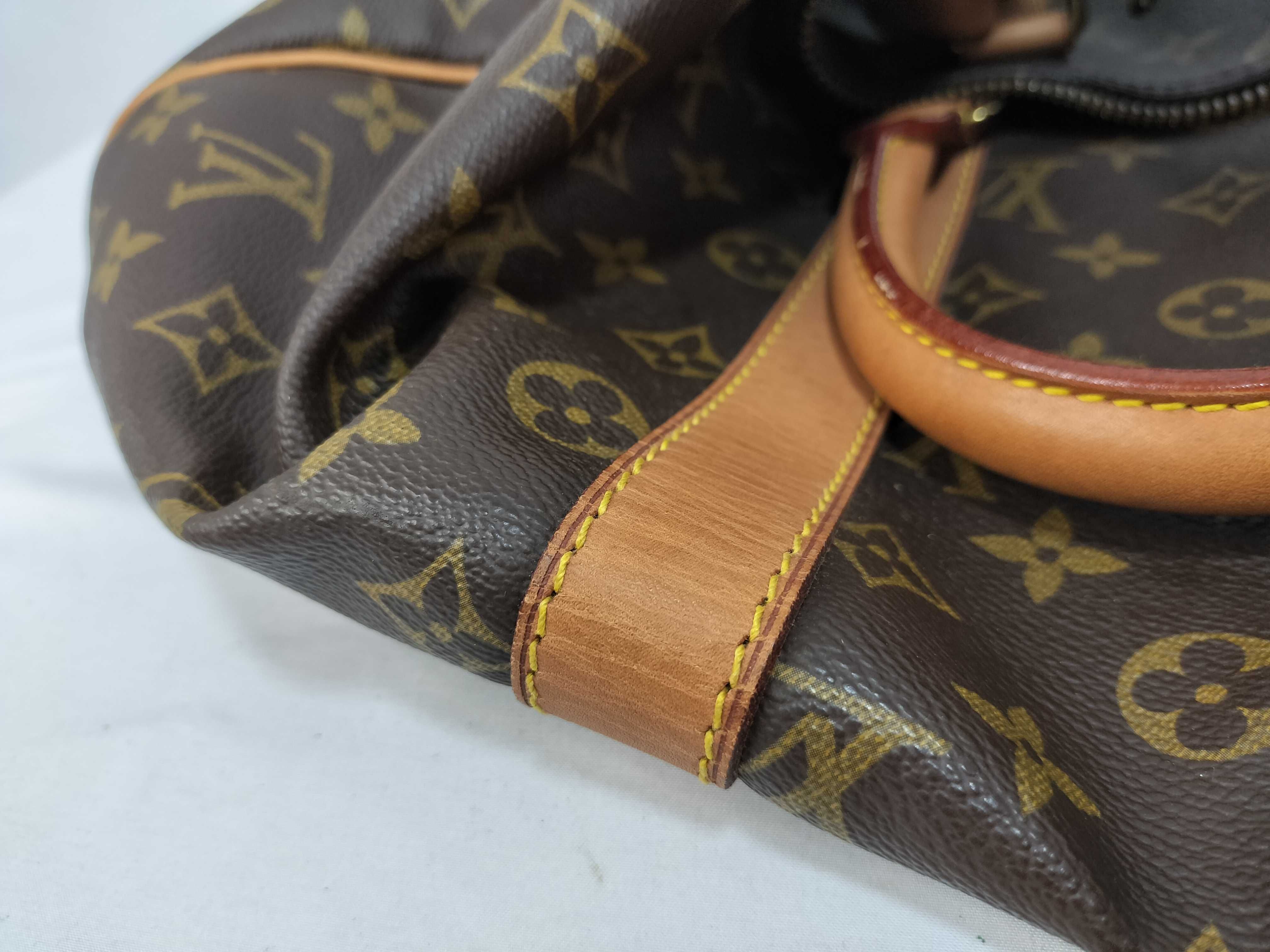 Monogram Keepall 40 Boston Bag — view 14