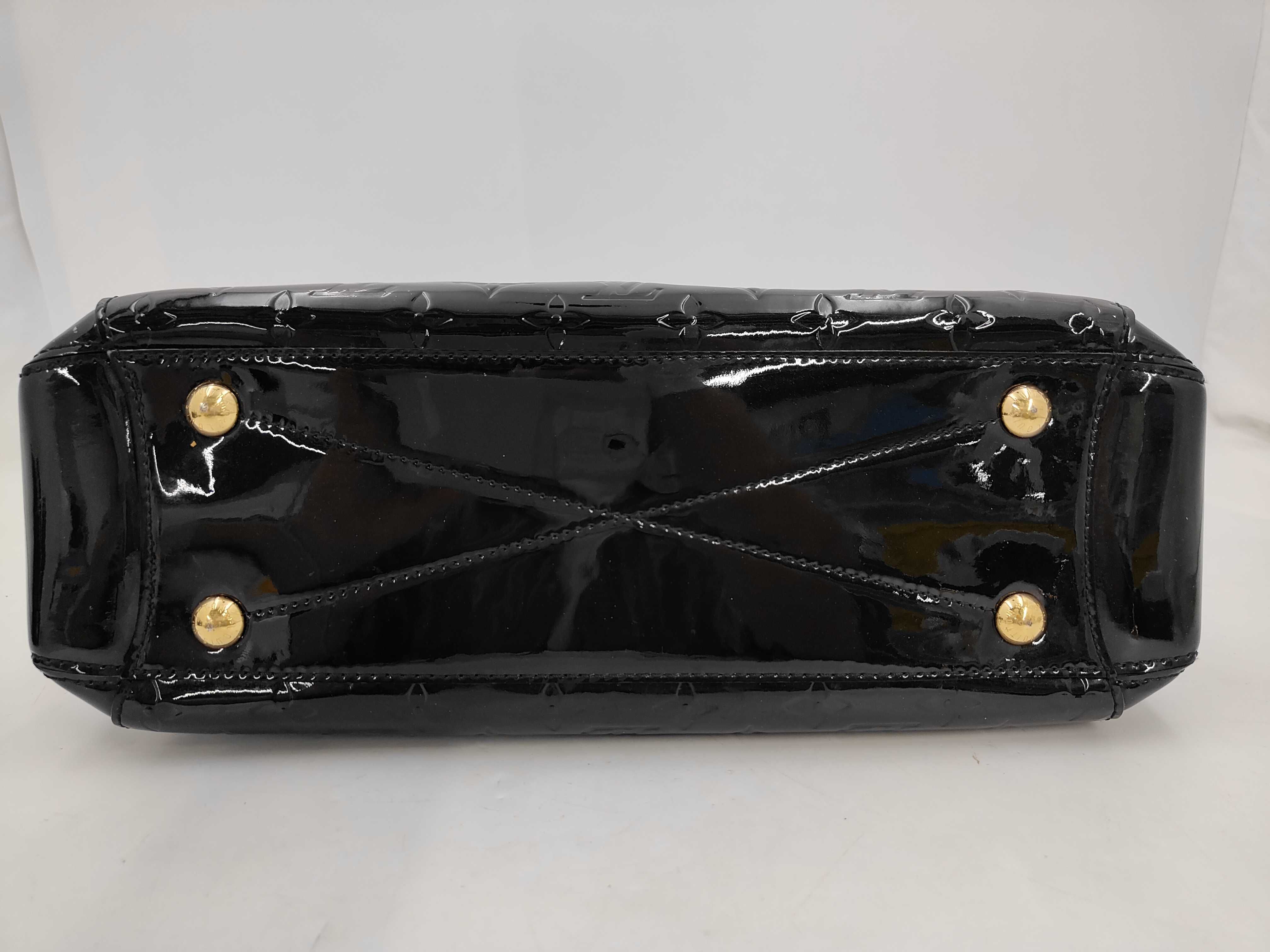 LV handbag — view 3