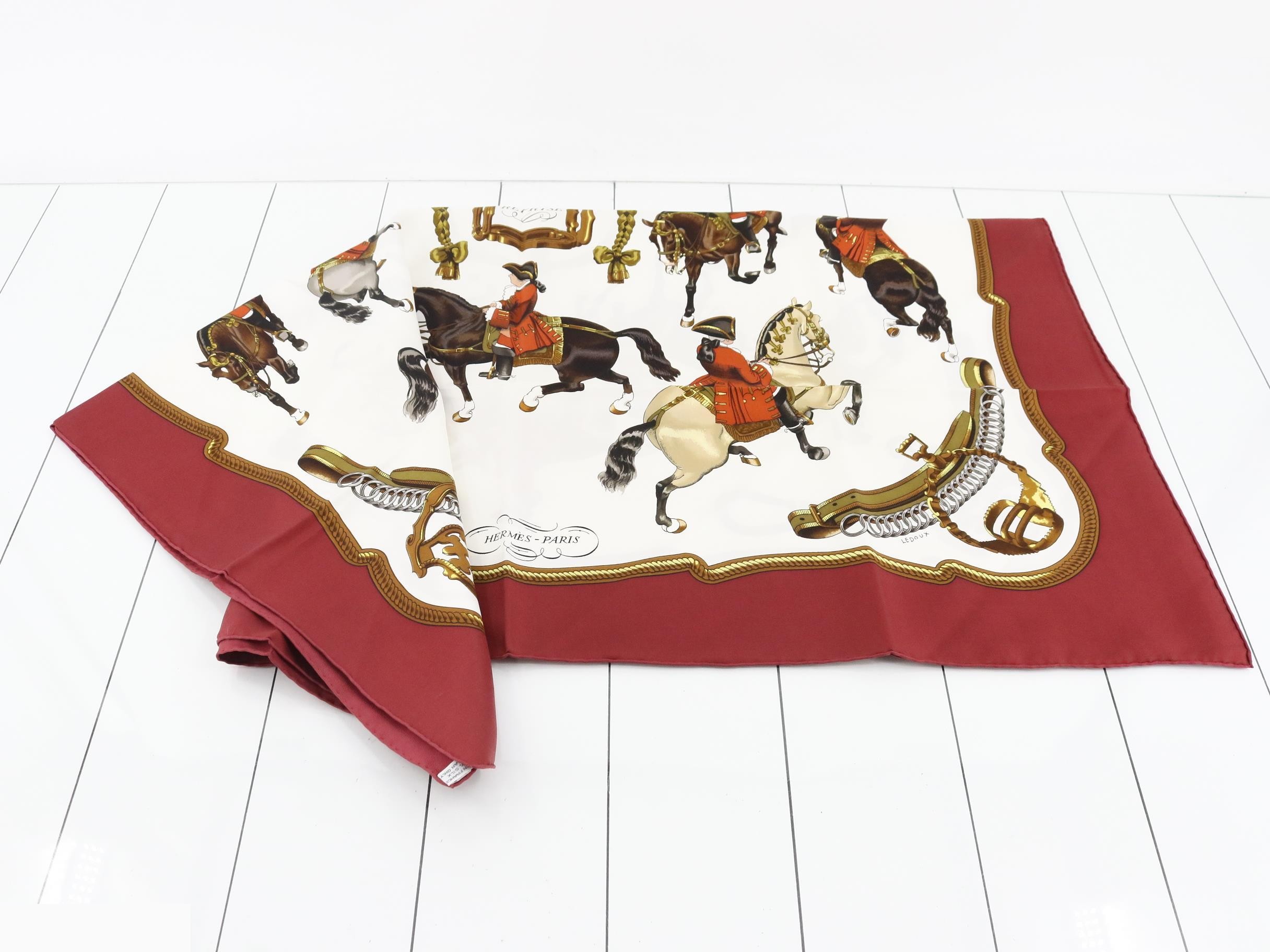 Carre 90 REPRISE Horse Riding Scene Horse Repeat Horse Pattern Scarf — view 3