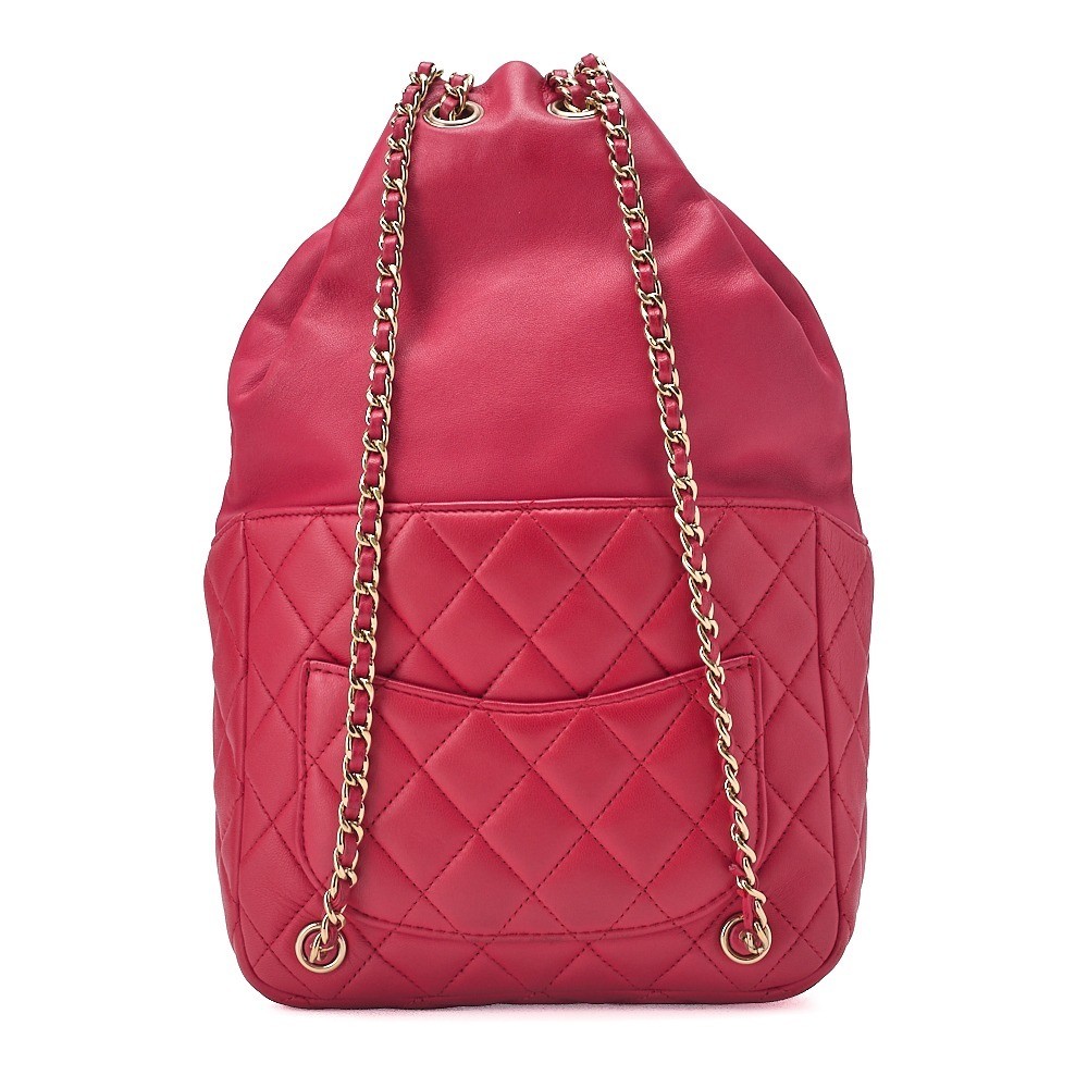 Lambskin Matelassé drawstring bag with chain strap, red, gold hardware, serial number 21. — view 2