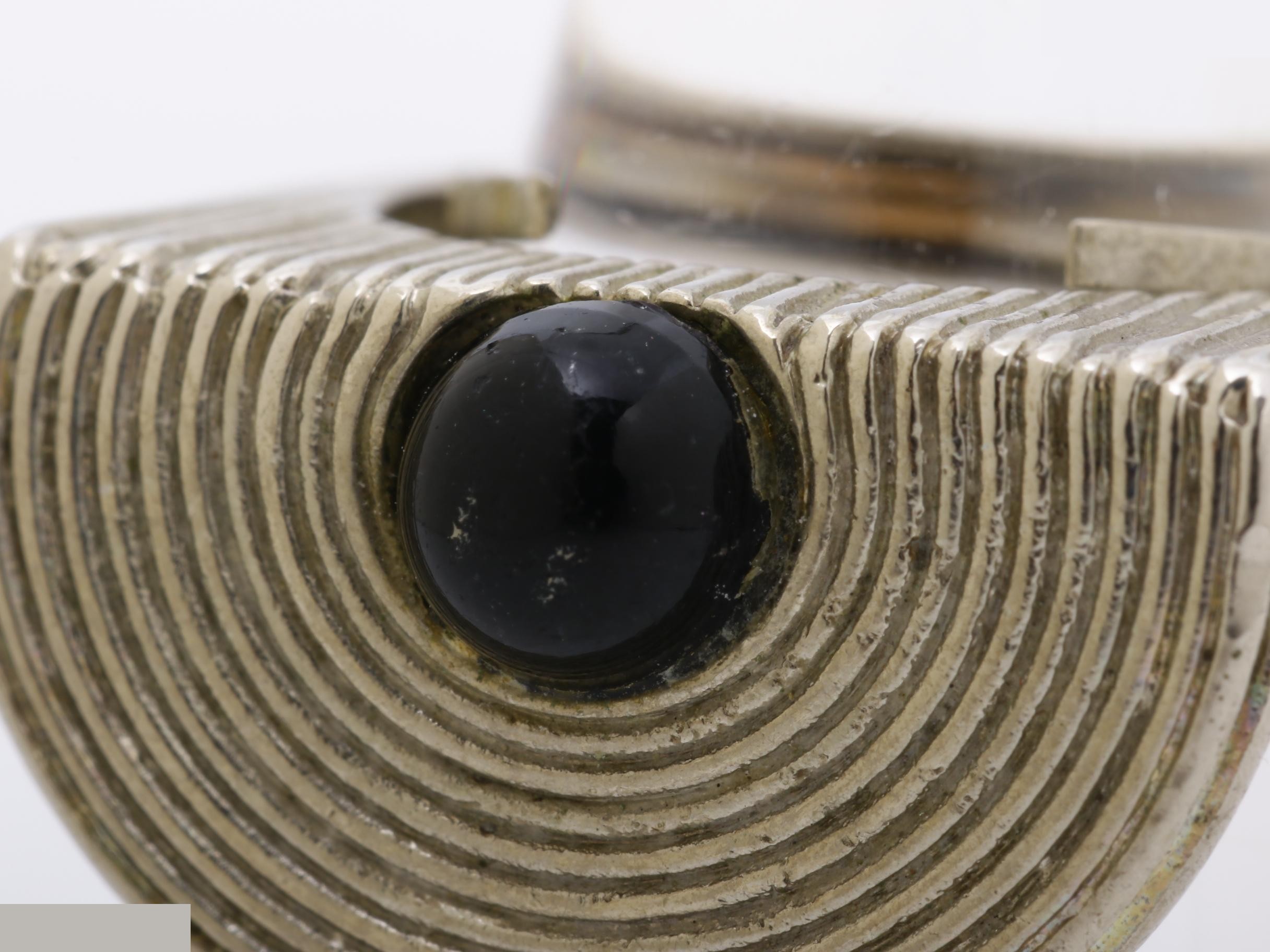 Other lines: Precious metals and rings — view 3
