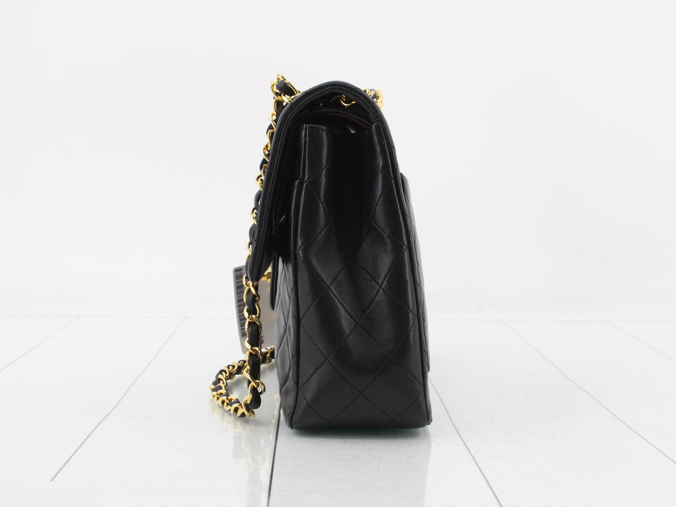 Lambskin Matelassé 25 Double Flap Double Chain Shoulder Bag — view 3