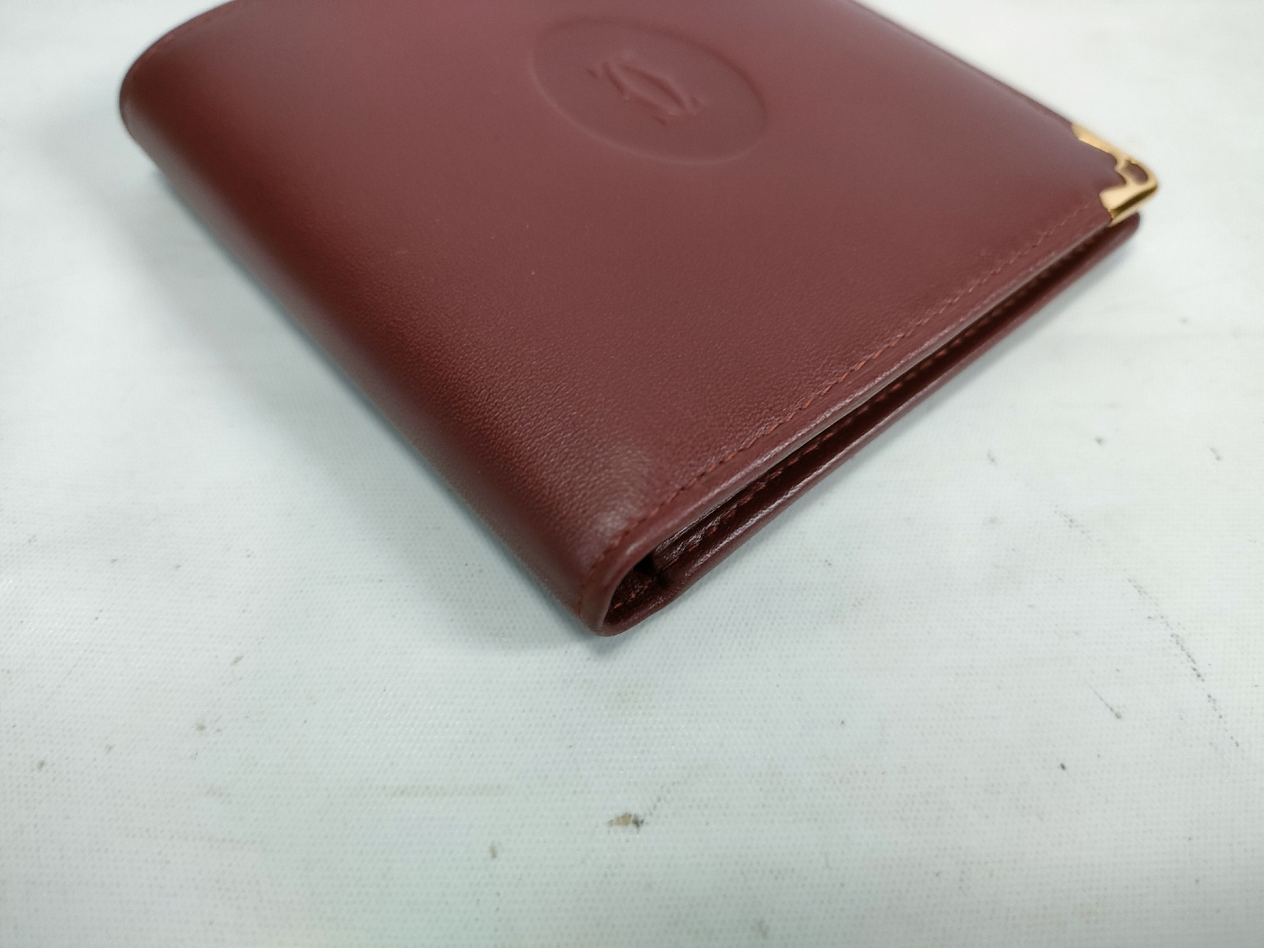 folding wallet / with guarantee card — view 3