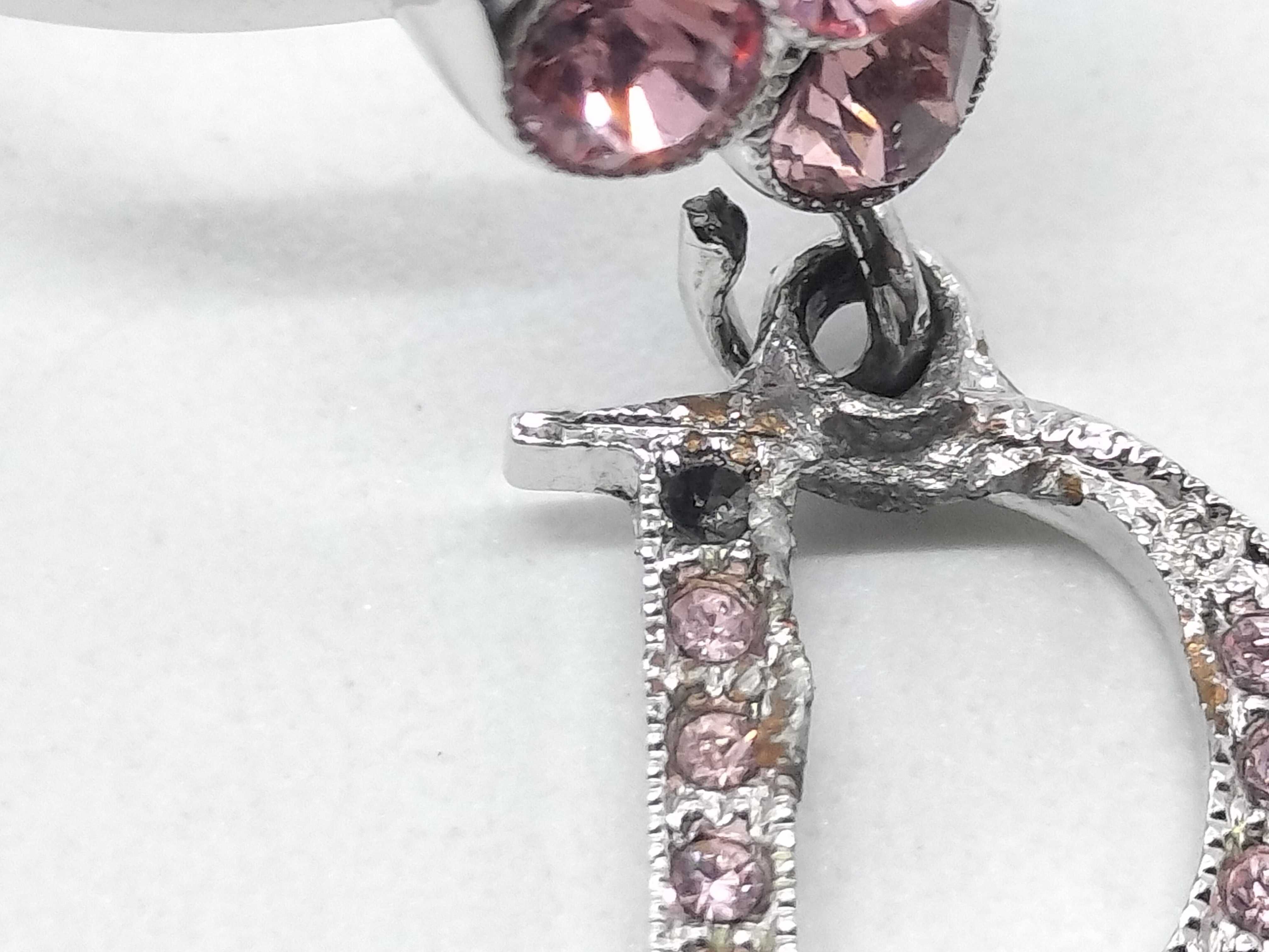 Ring with D-shaped clasp — view 11