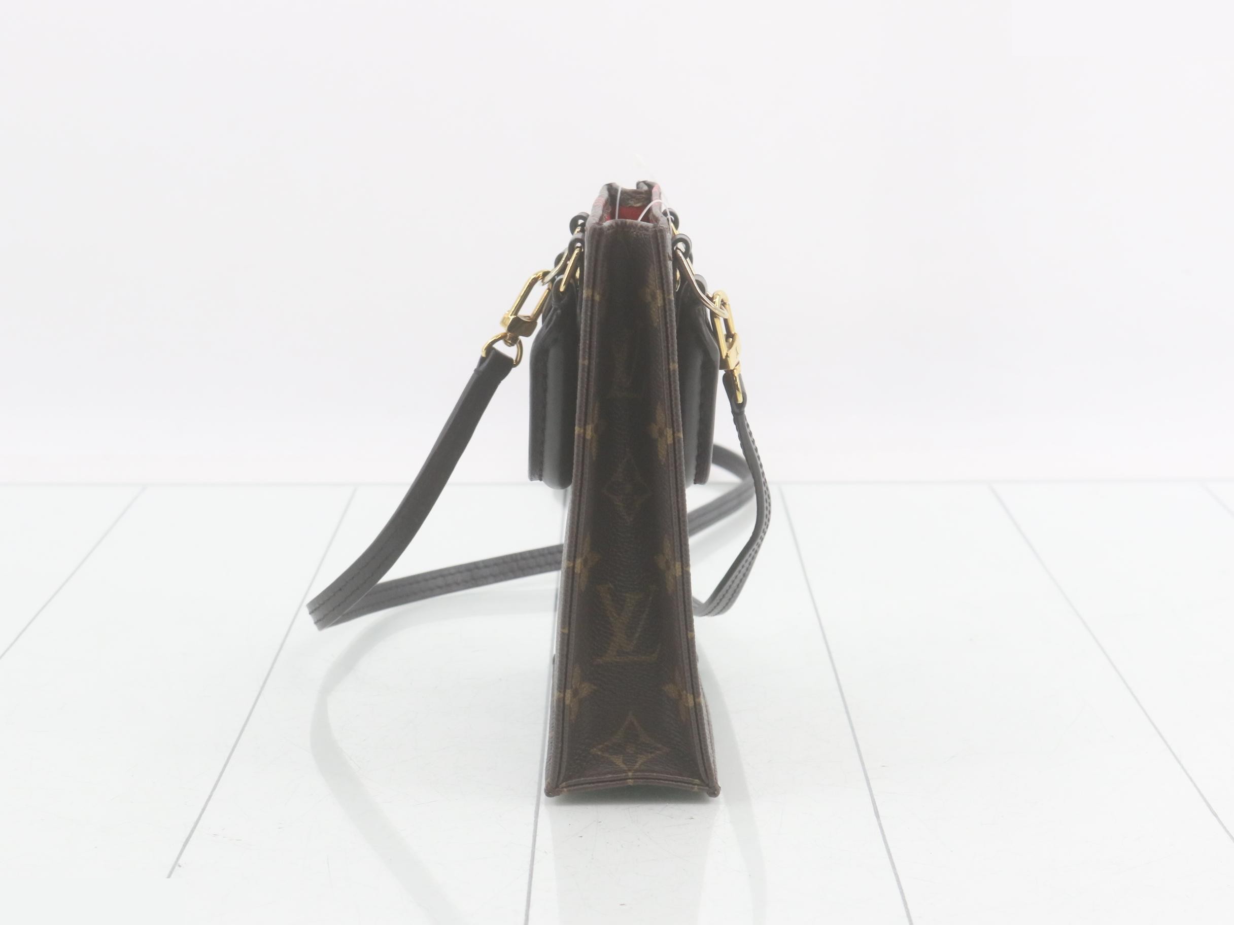 Monogram Fall in Love Petite Sac Plat — view 4