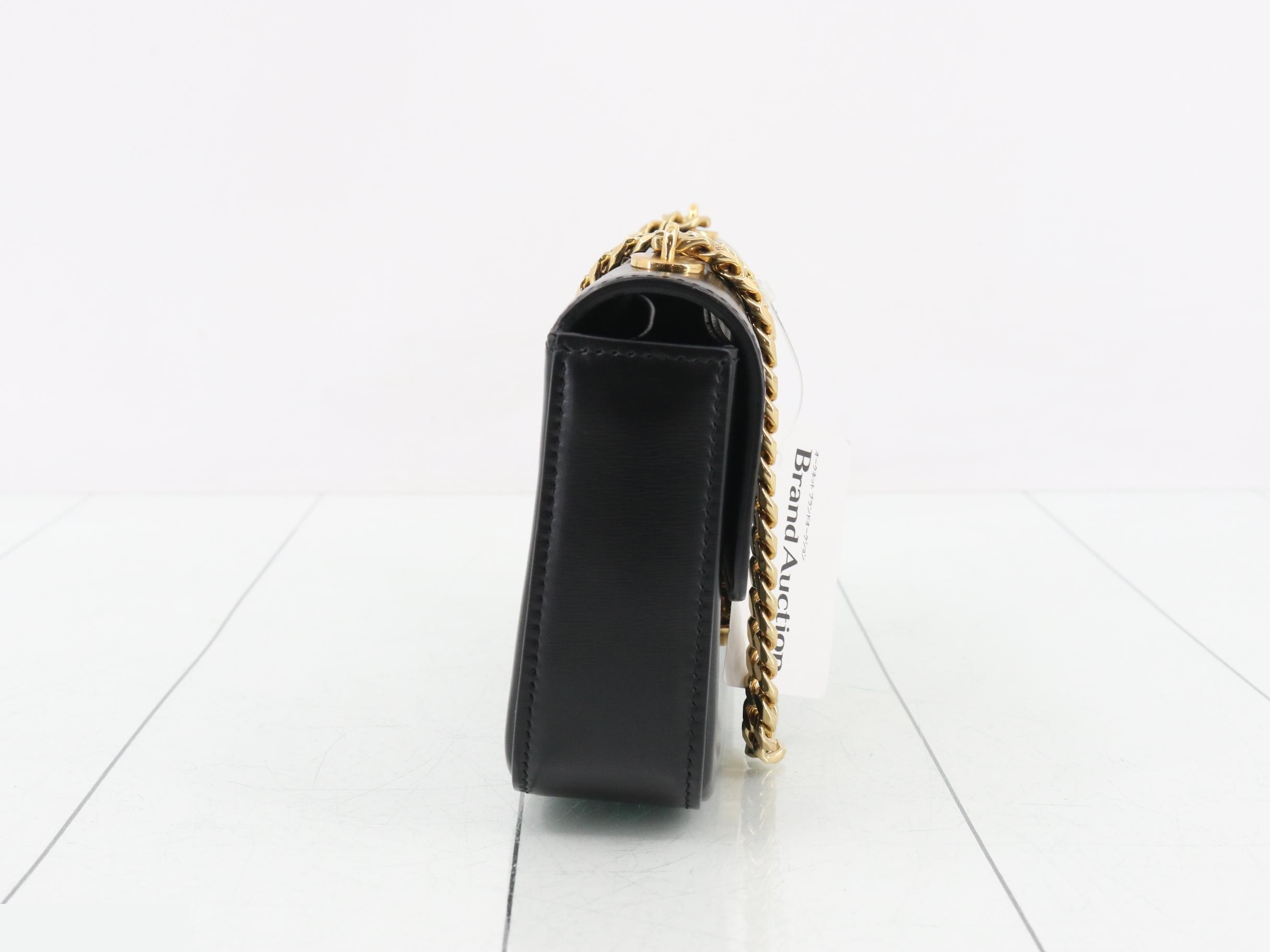 Claude Triomphe Chain Shoulder Bag, Black — view 4