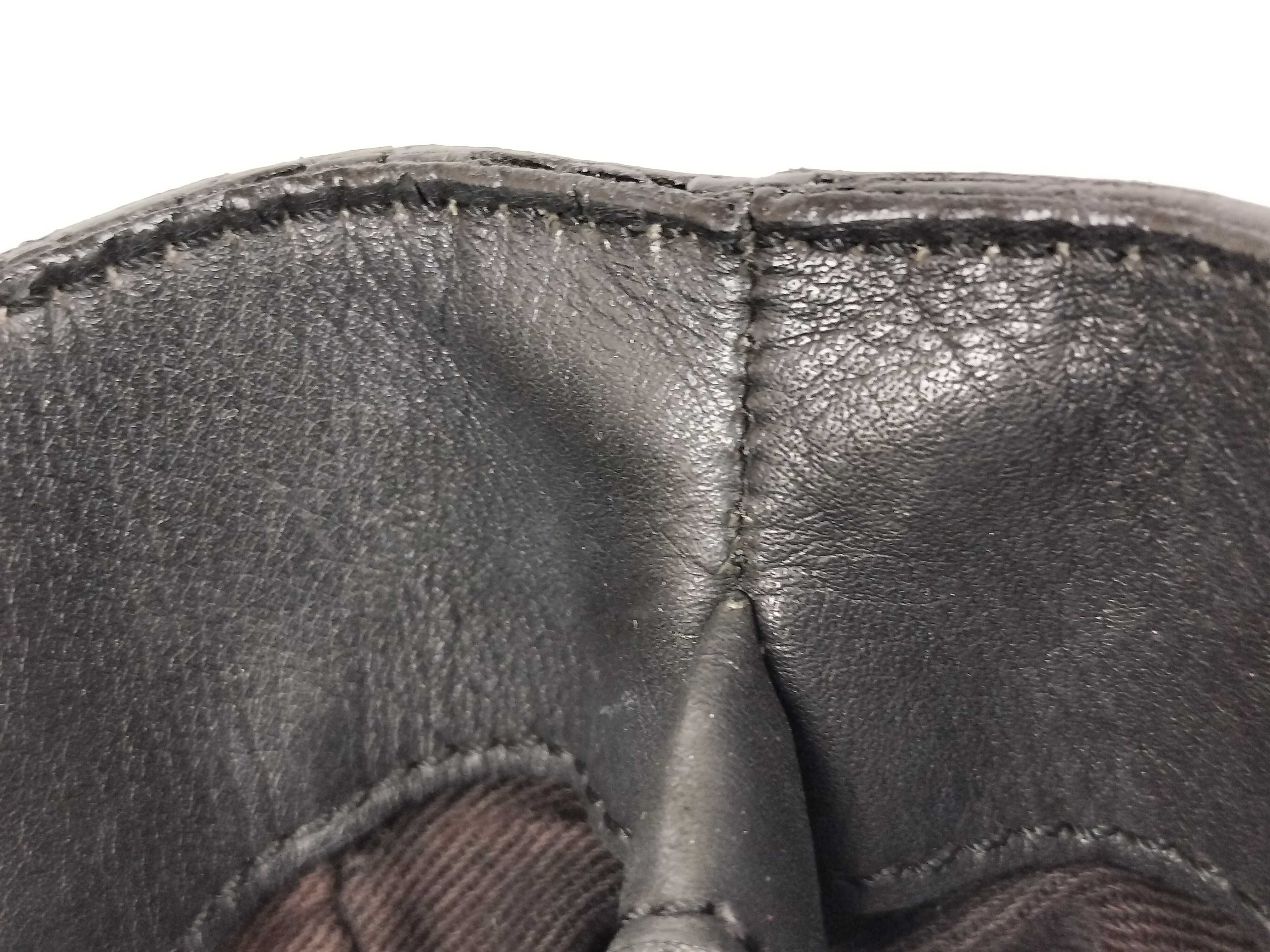handbag, Celine Boogie Bag, black leather handbag. — view 9