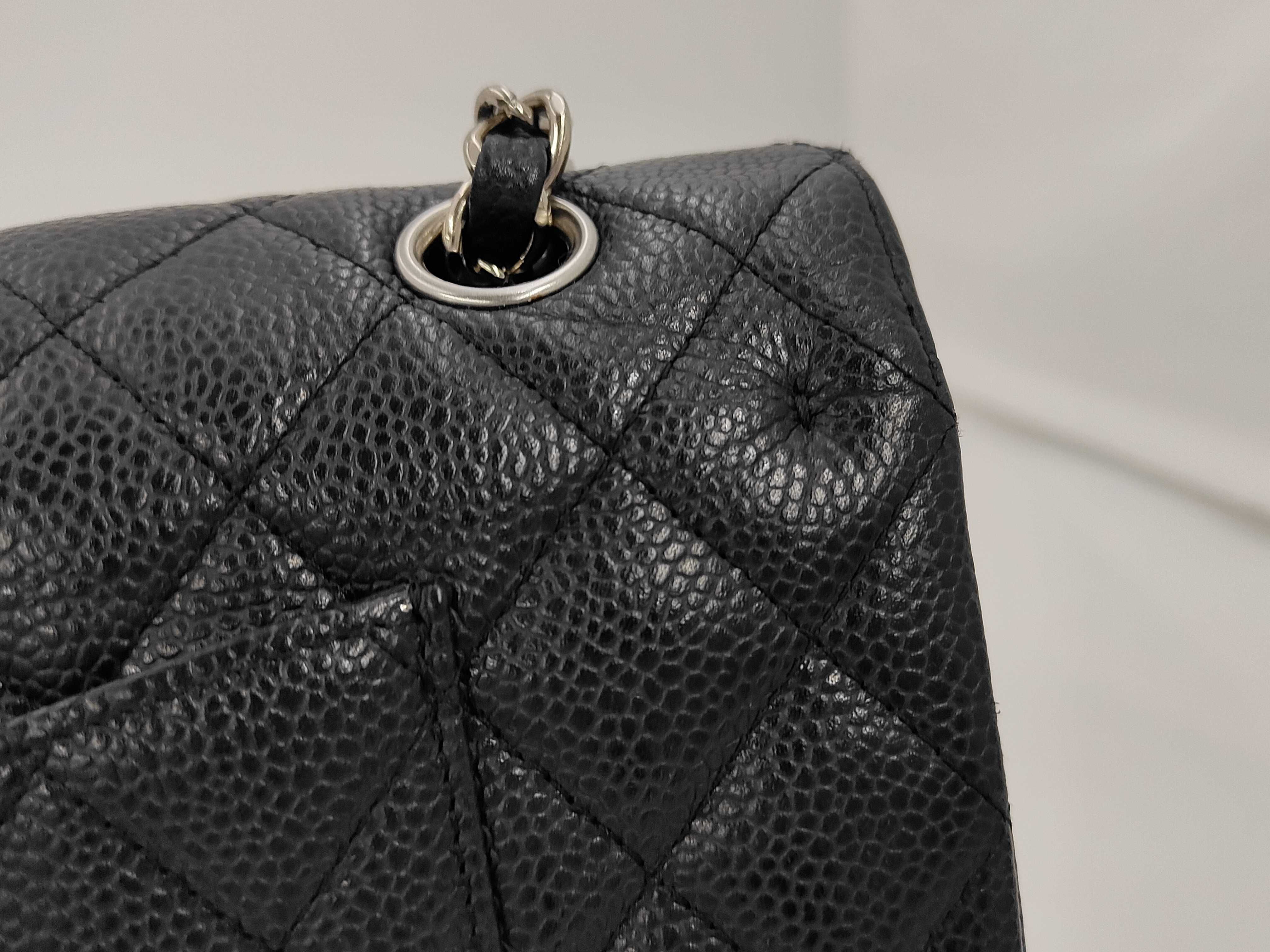 Matelassé 25 Caviar Skin Black Silver Hardware Double Flap Shoulder Bag (Serial Number 13) — view 3