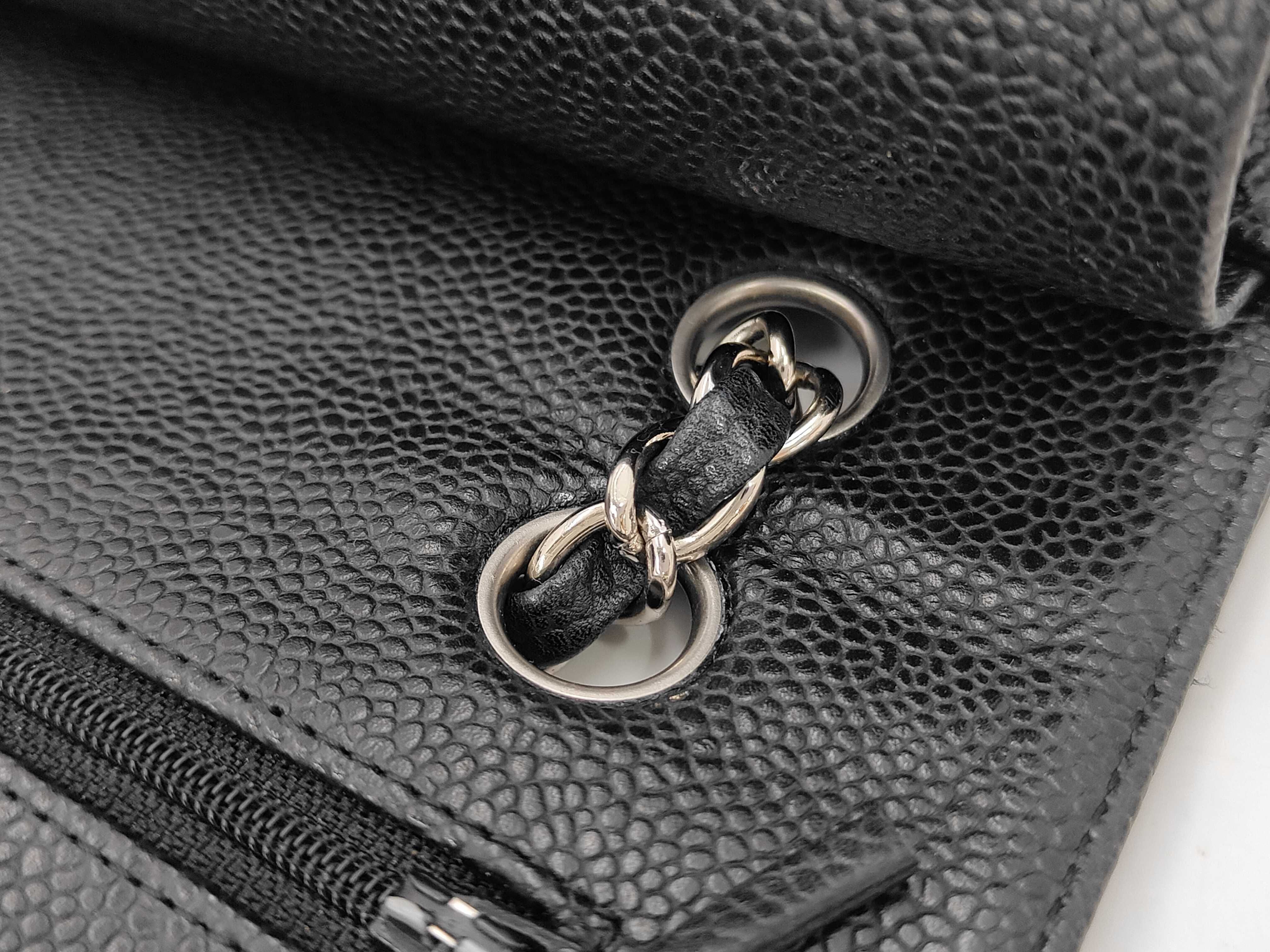 Matelassé 25 Caviar Skin Black Silver Hardware Double Flap Shoulder Bag (Serial Number 13) — view 10