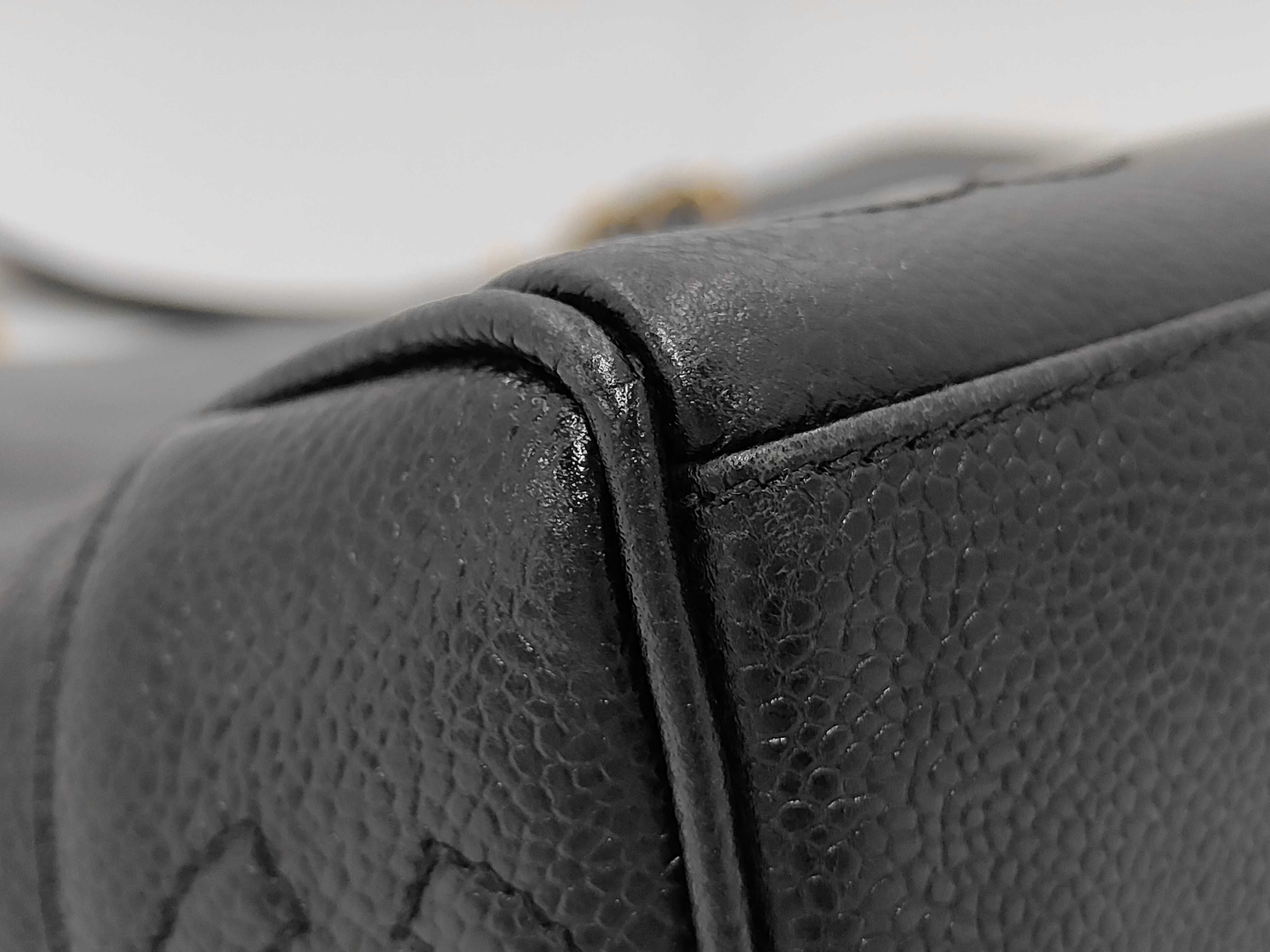 Caviar Skin Triple Coco Chain Shoulder Bag — view 6