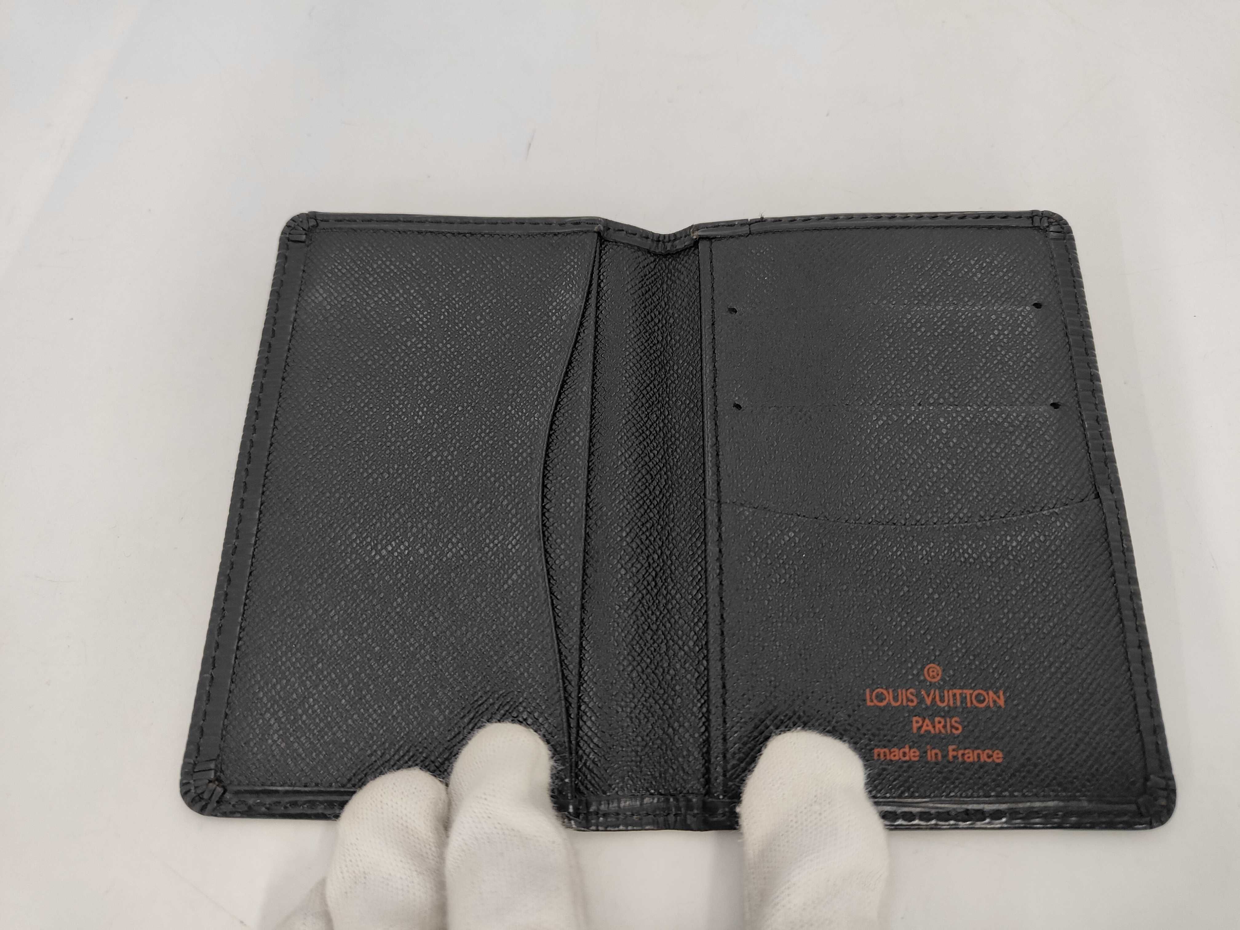 Epi Louis Vuitton Epi Organizer de Poche Noir SP0083 Card Case — view 4