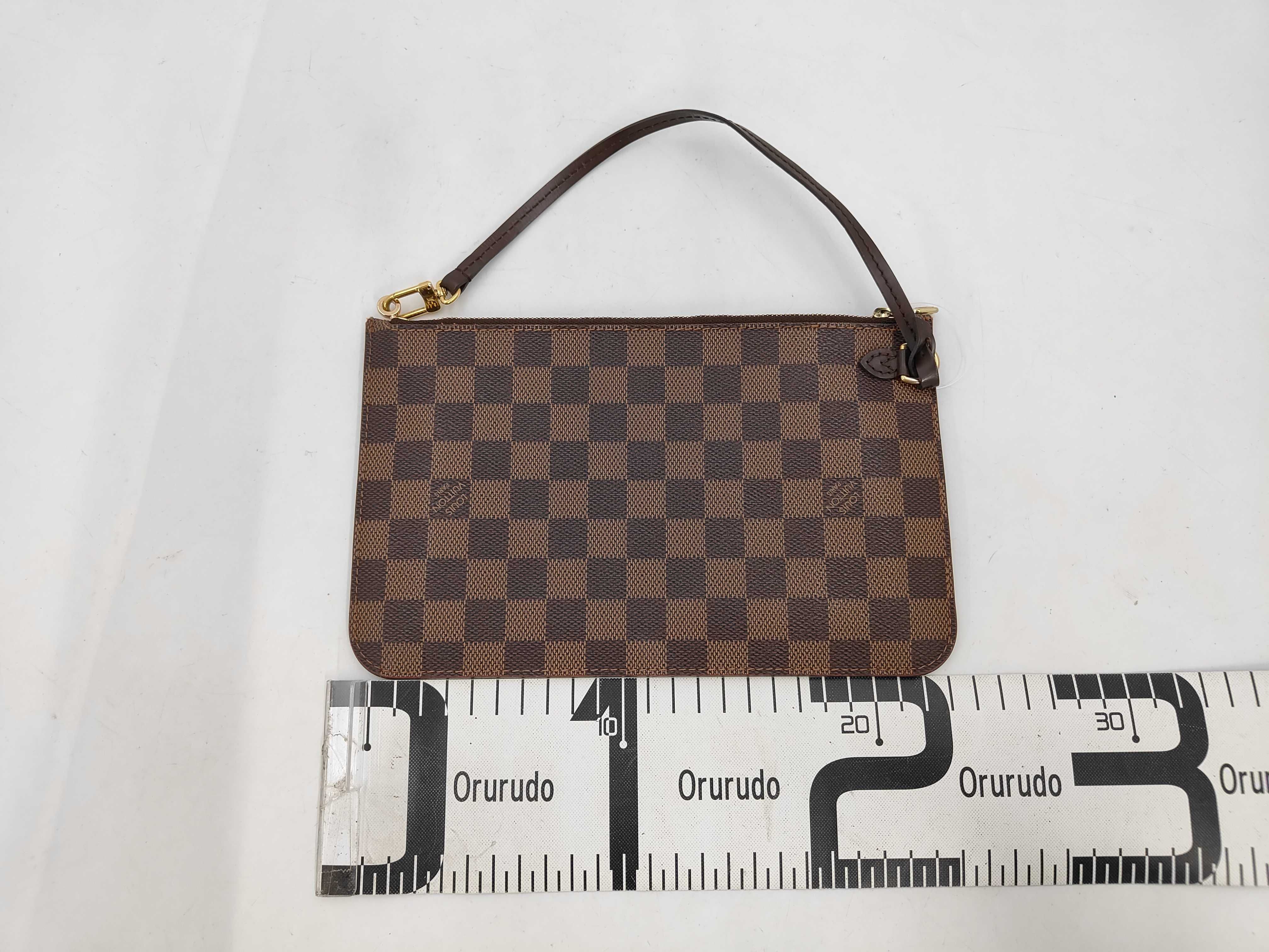 Damier Neverfull with attached pouch handbag — view 2