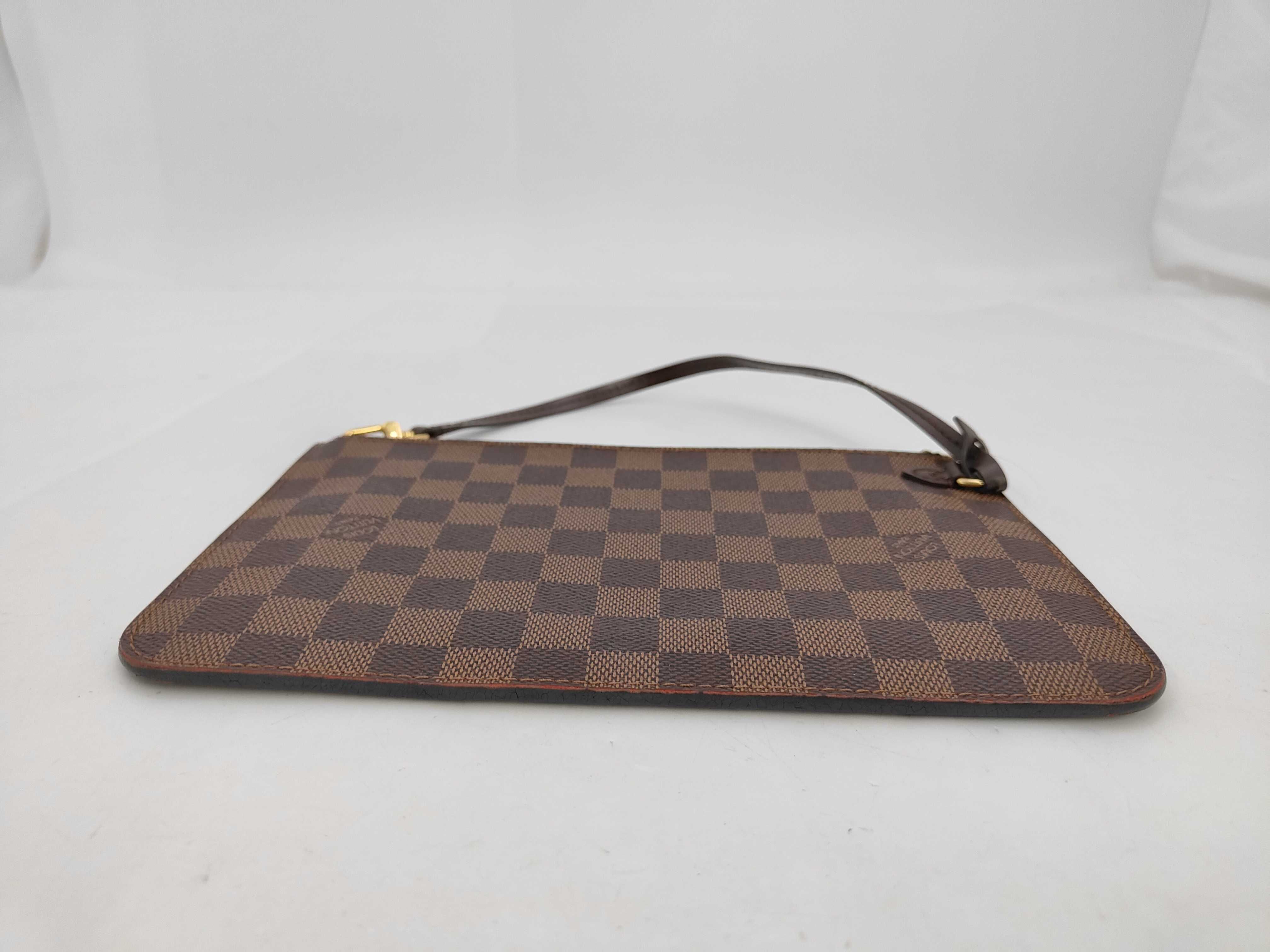 Damier Neverfull with attached pouch handbag — view 4