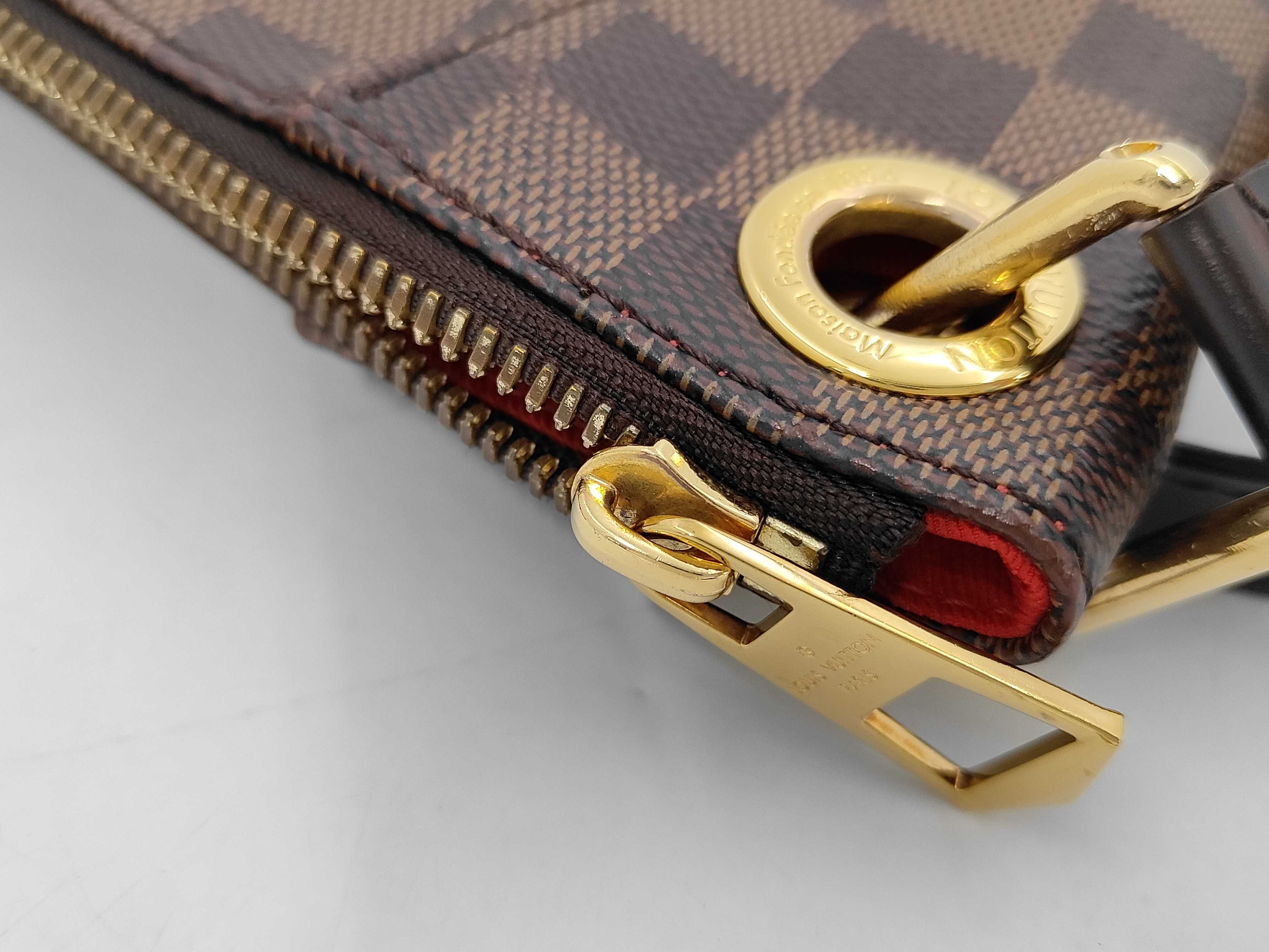 Damier Southbank Shoulder Bag — view 11