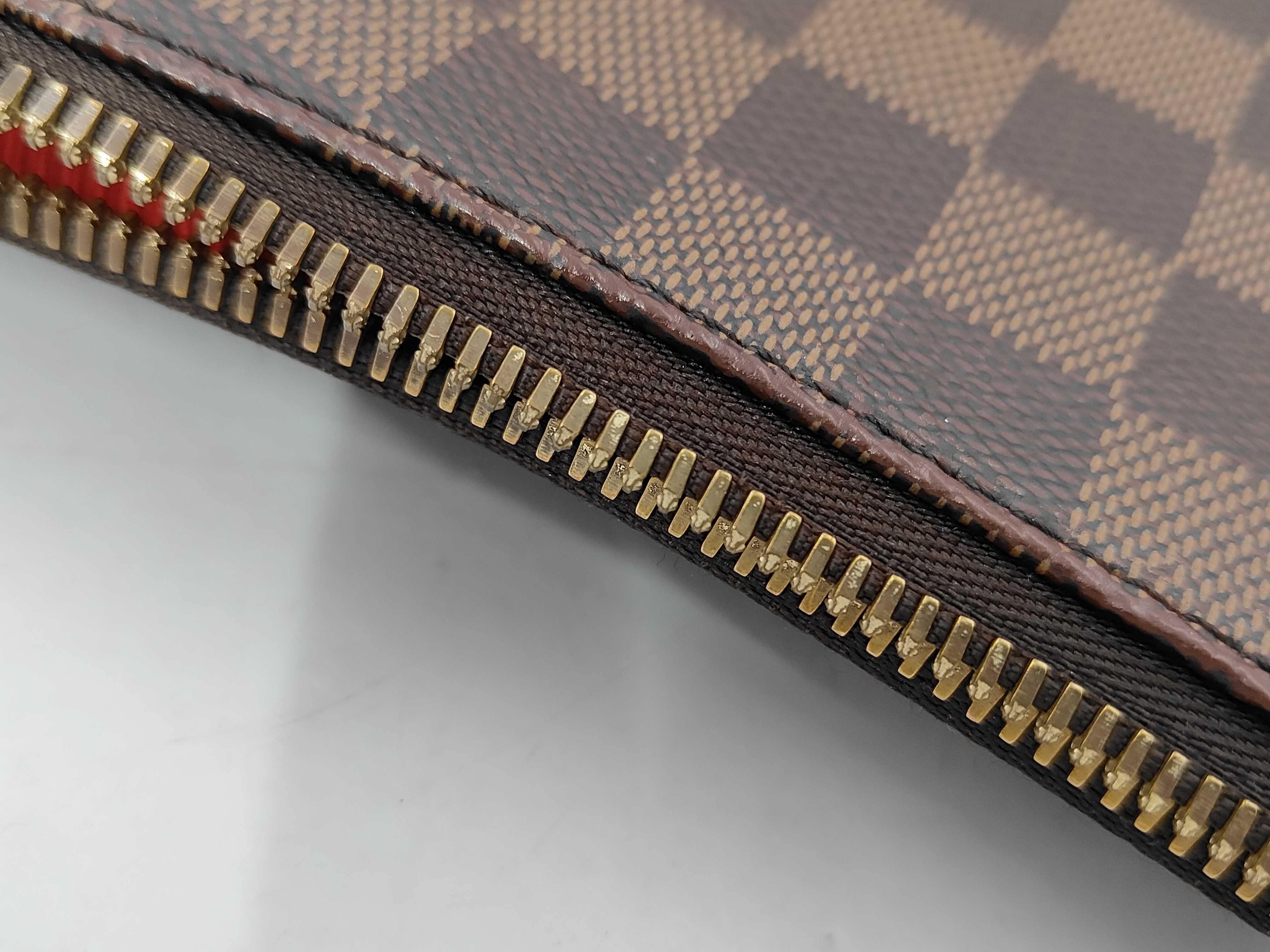 Damier Southbank Shoulder Bag — view 12