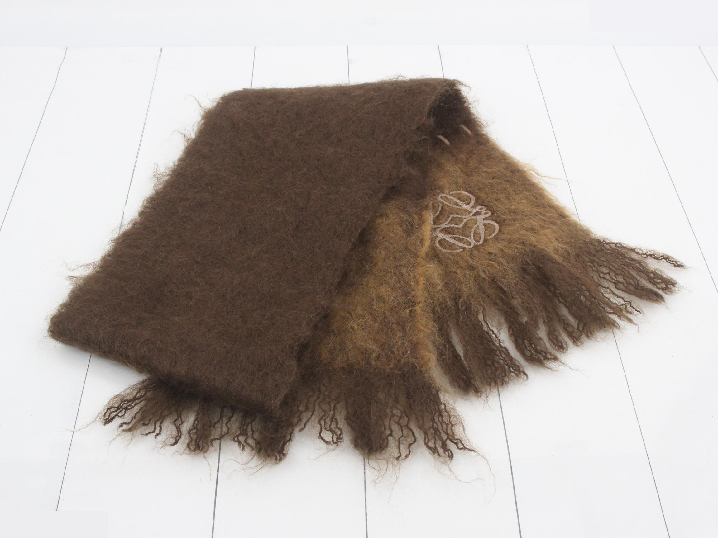 Logo mohair scarf with tag — view 3