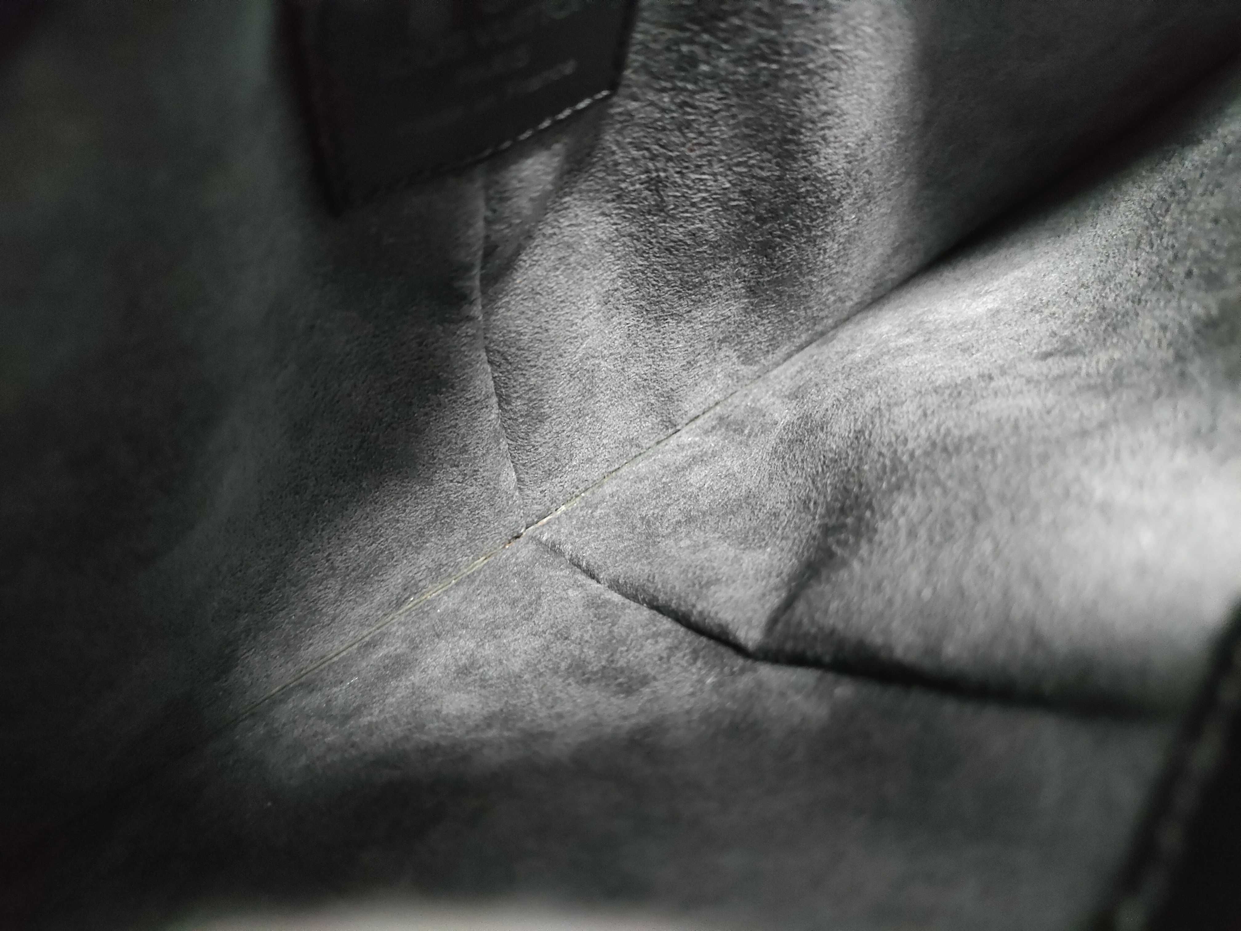 Epi LV Demi-Lune SP1000 Pouch — view 11